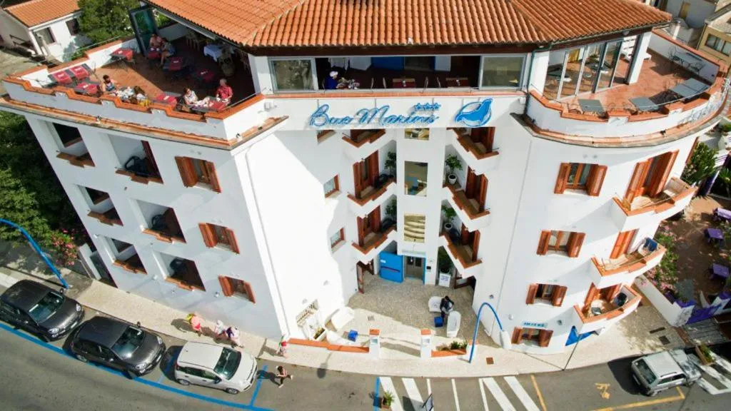 Facade/entrance in BUE MARINO Hotel & Rooftop Bar