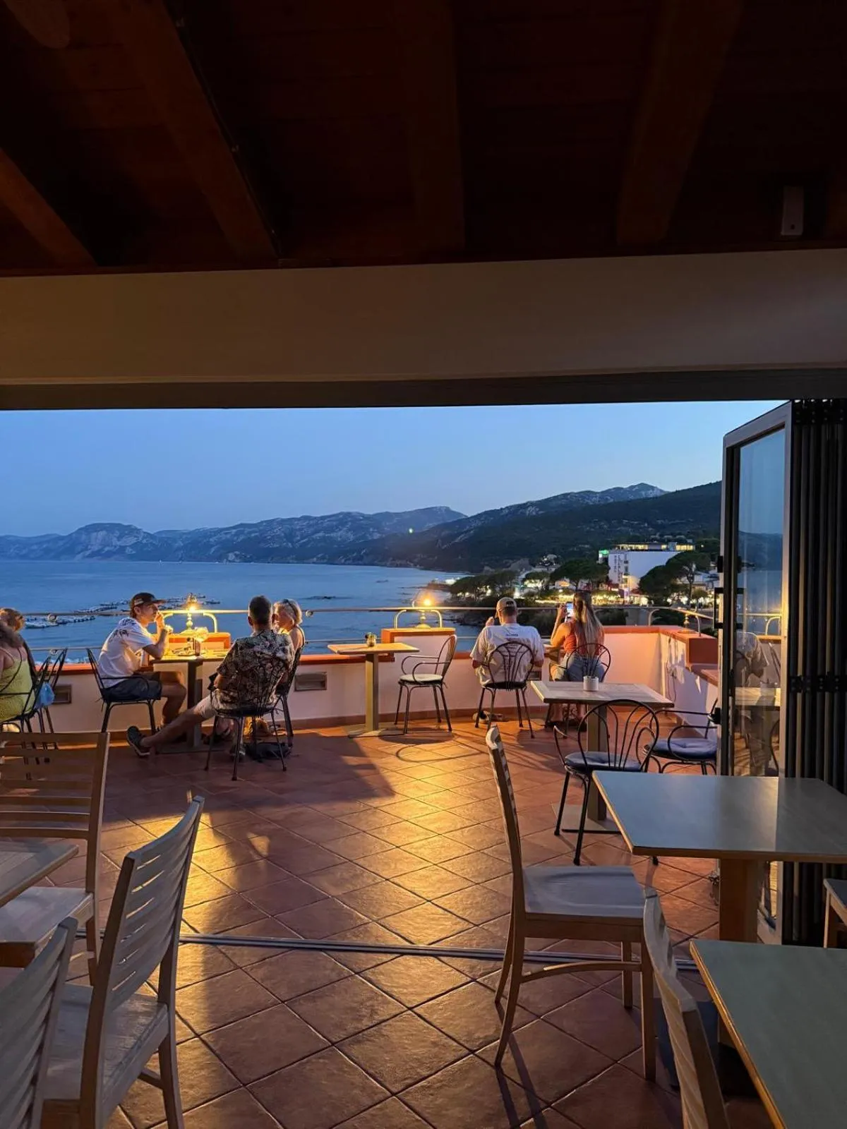 BUE MARINO Hotel & Rooftop Bar