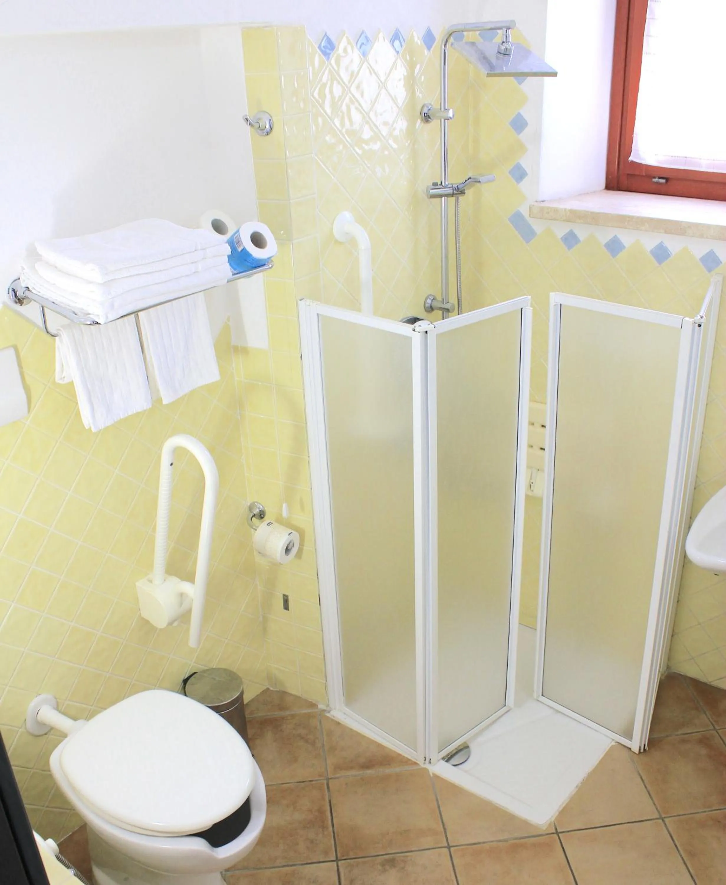 Double Room - Disability Access in BUE MARINO Hotel & Roof Lounge