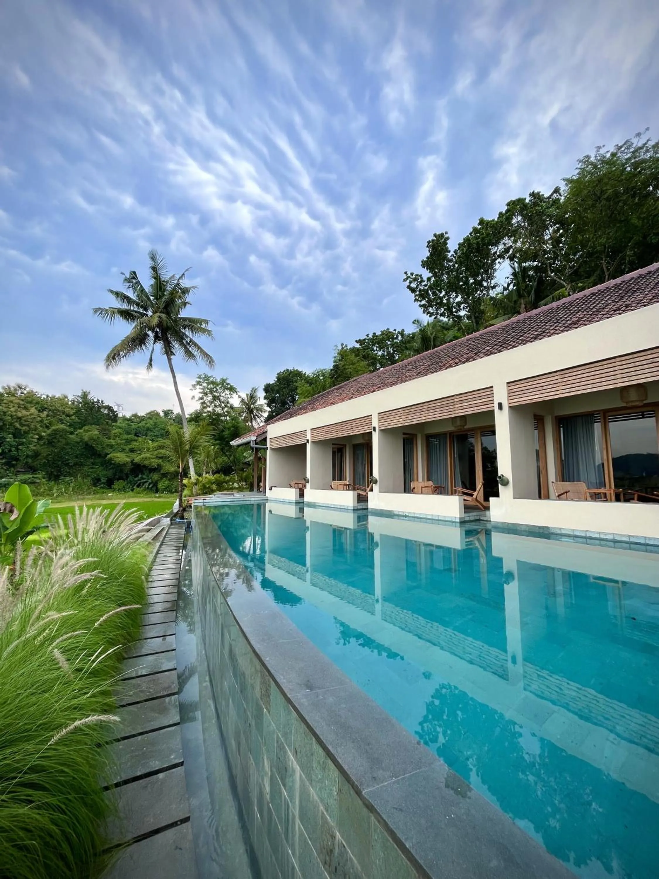 Swimming pool in boutique villa jogja senang