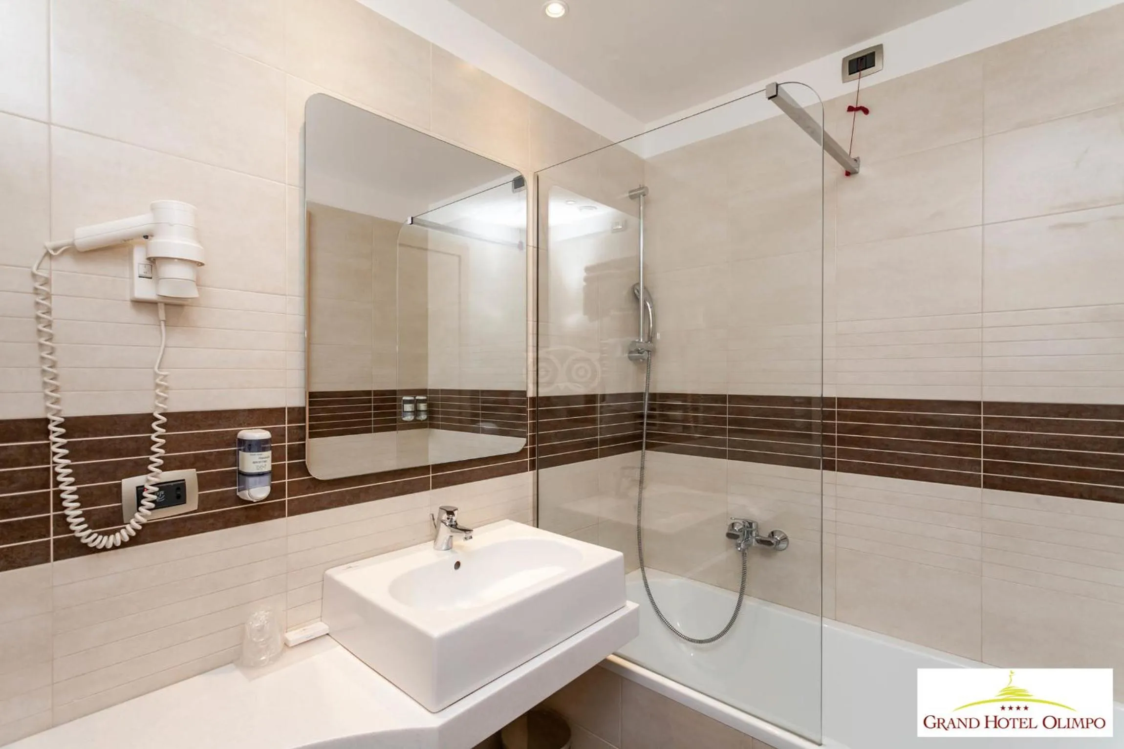 Bathroom in Grand Hotel Olimpo