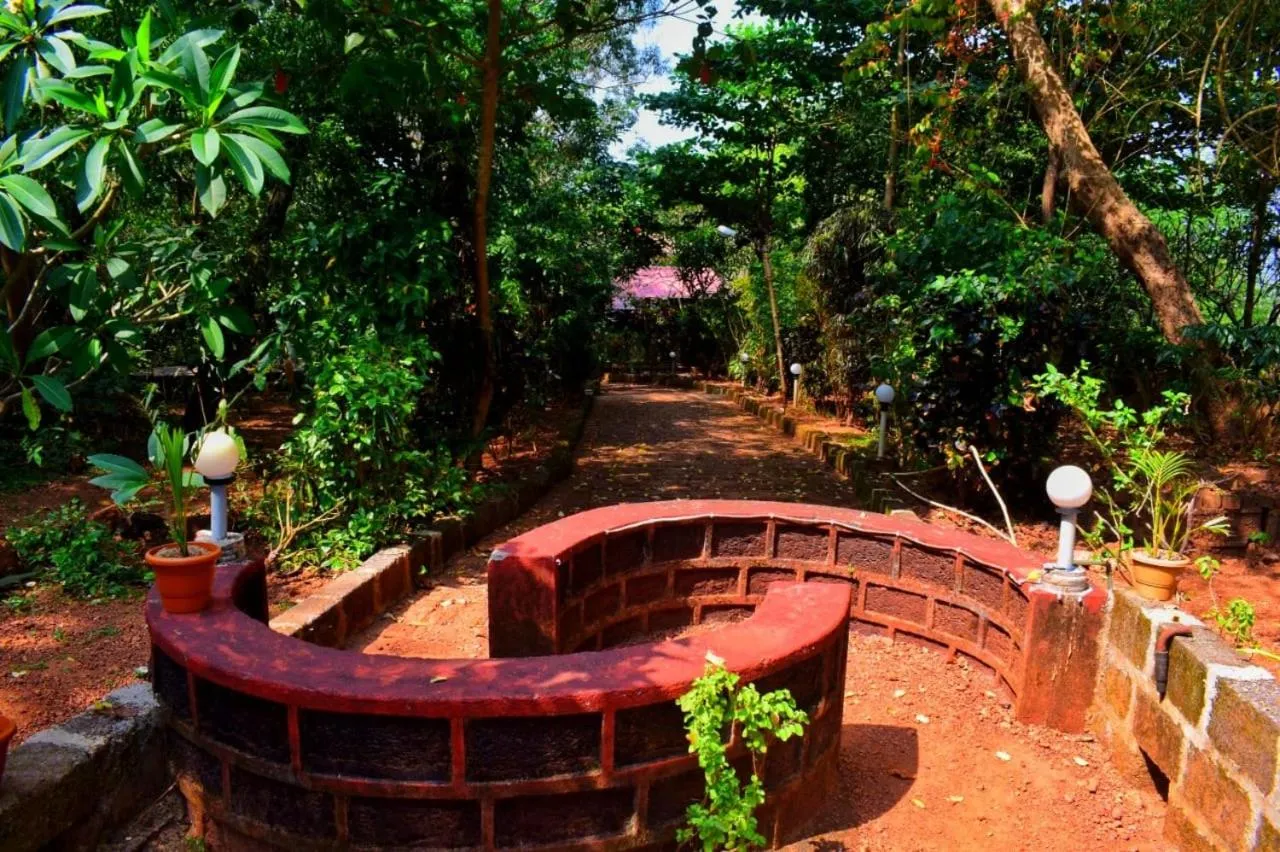 Garden in Nature Inn Cottages