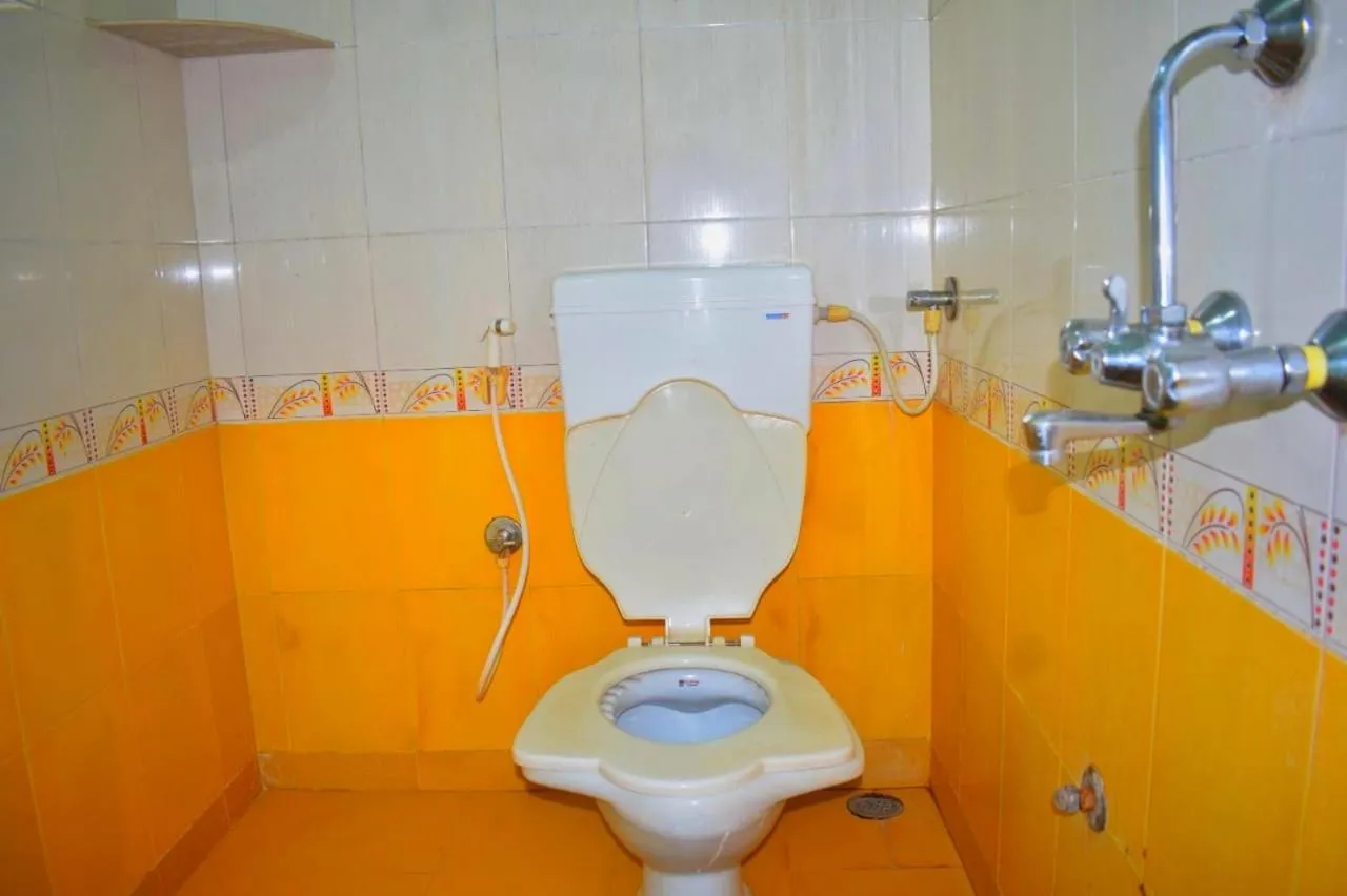 Toilet in Nature Inn Cottages