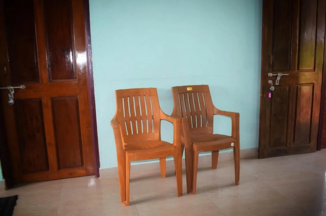 Seating area in Nature Inn Cottages