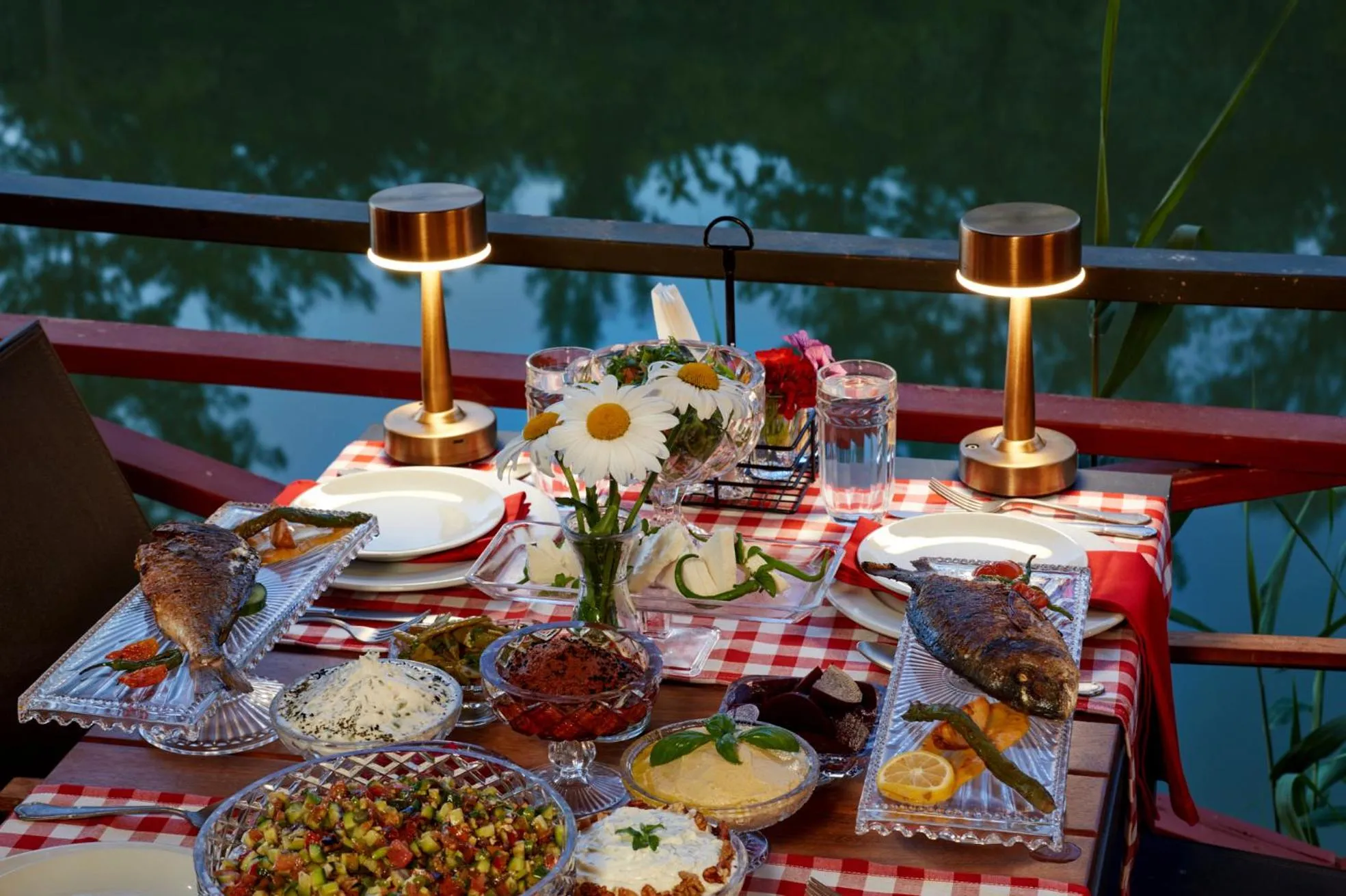 Dinner in Dachas Cove Hotel