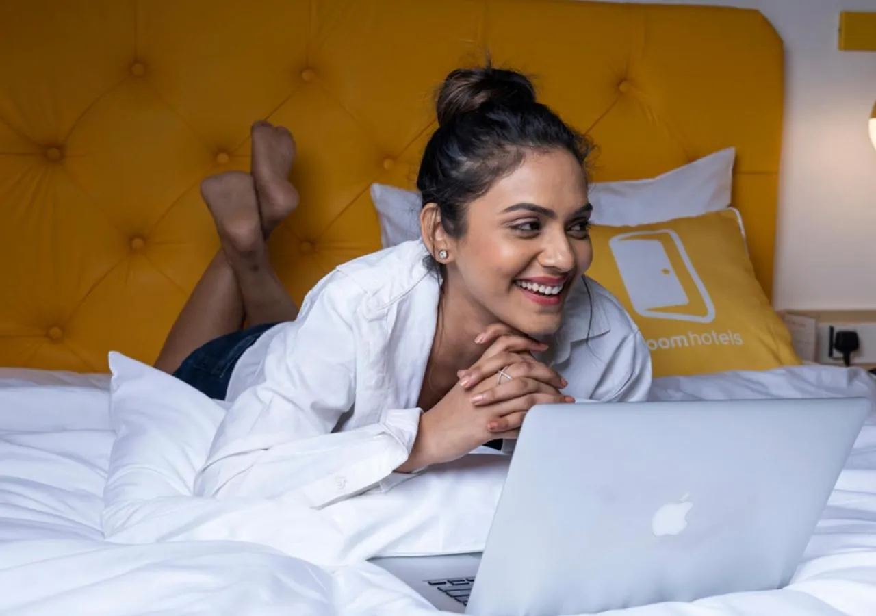 Bedroom, Bed in Bloom Hotel - Brookefield