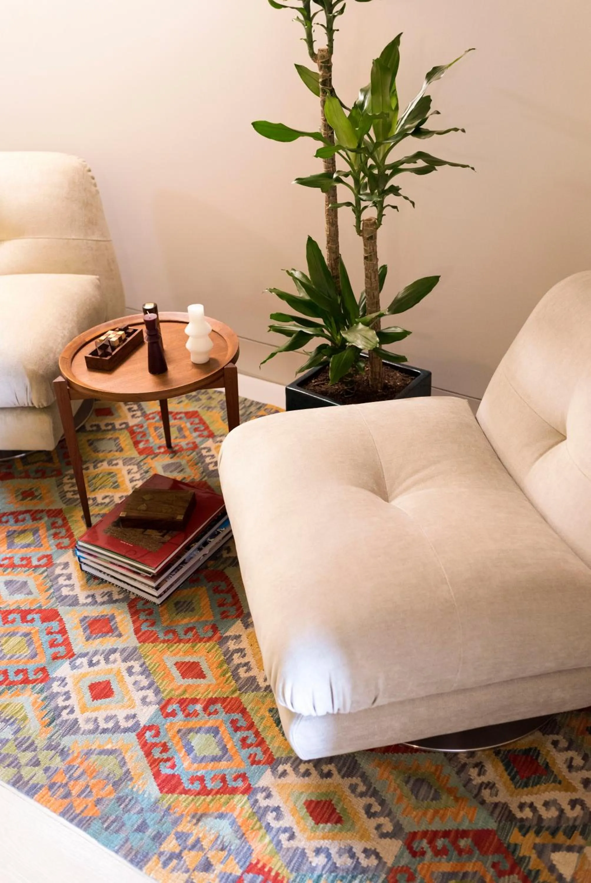 Living room in Jardins do Porto - by Unlock Hotels