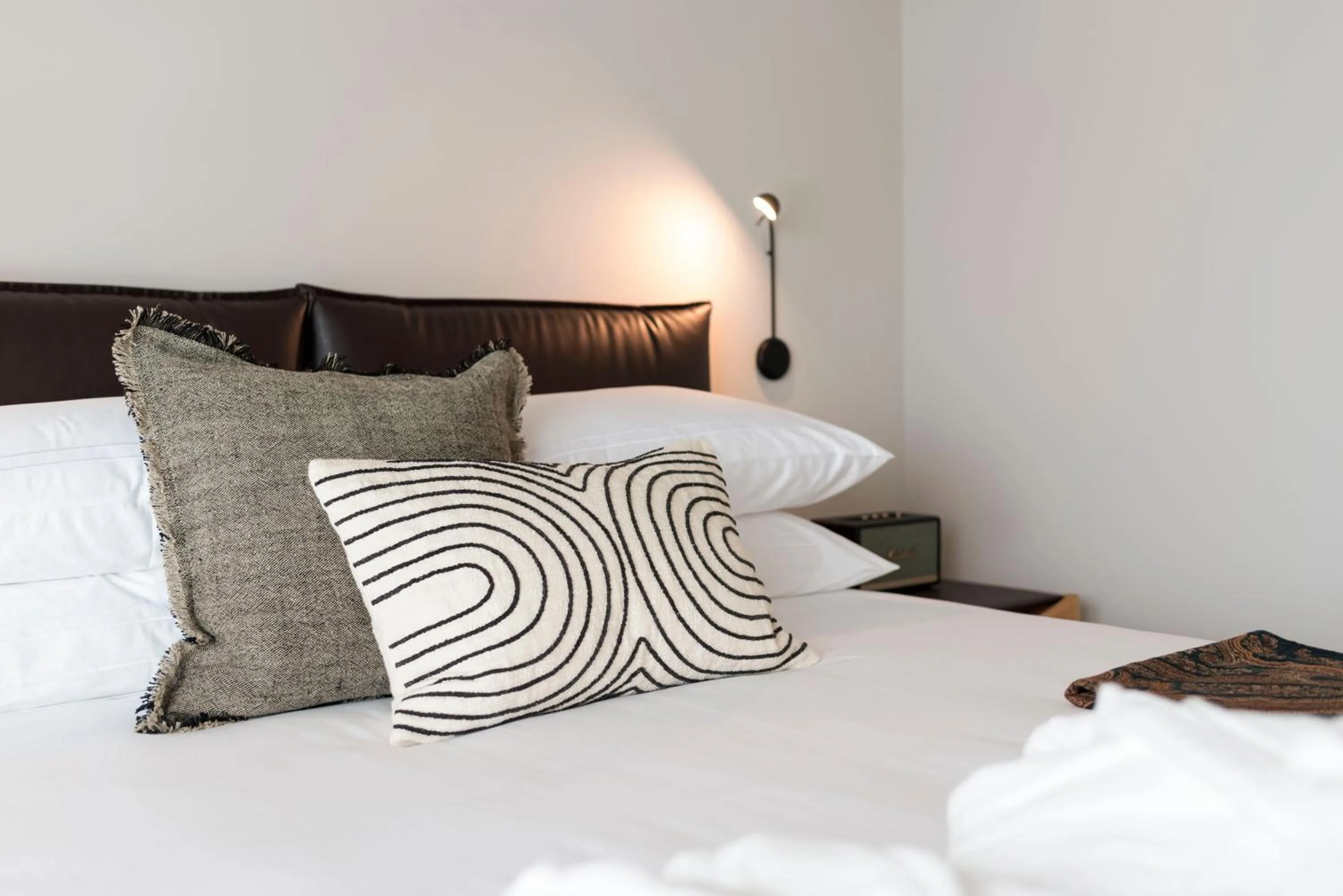 Decorative detail, Bed in Jardins do Porto - by Unlock Hotels