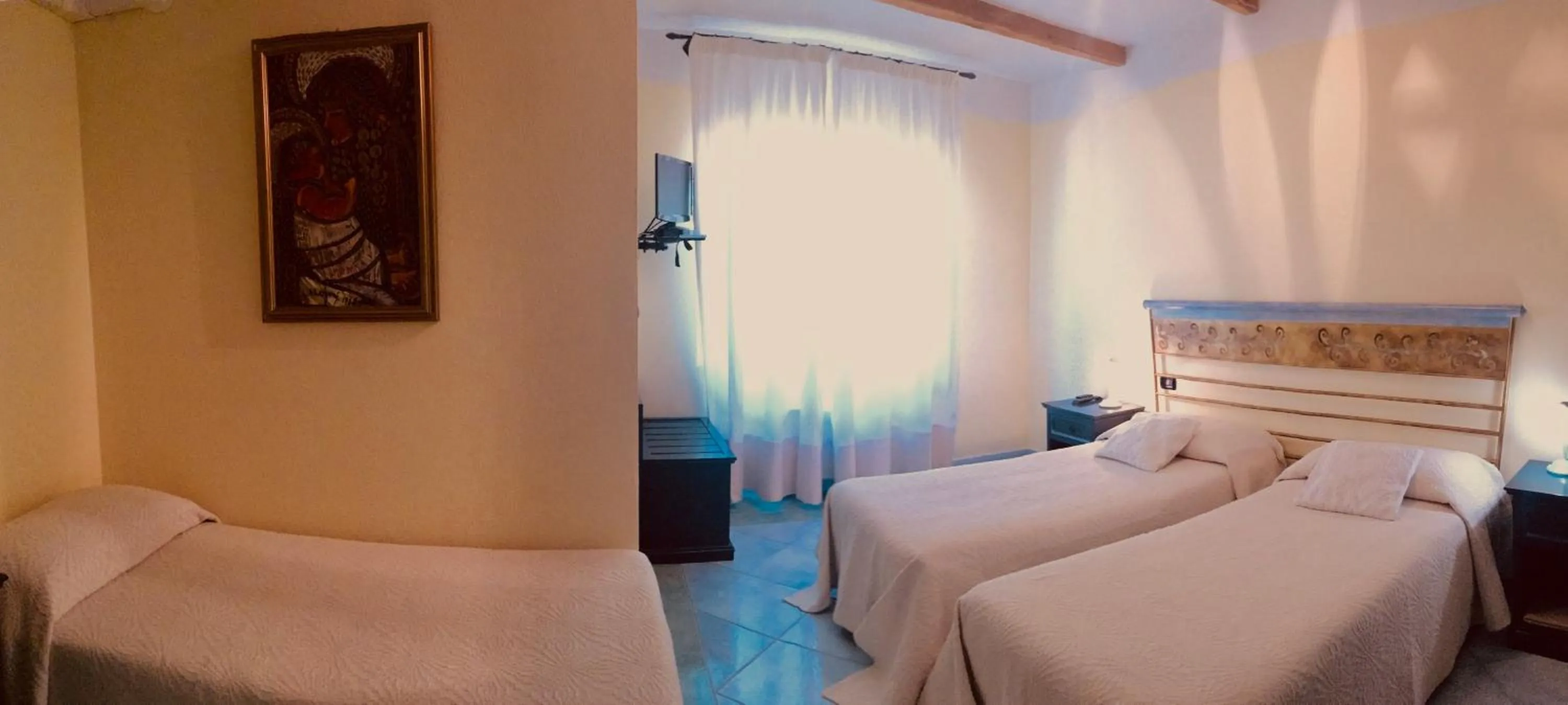 Photo of the whole room, Bed in Hotel Su Lithu