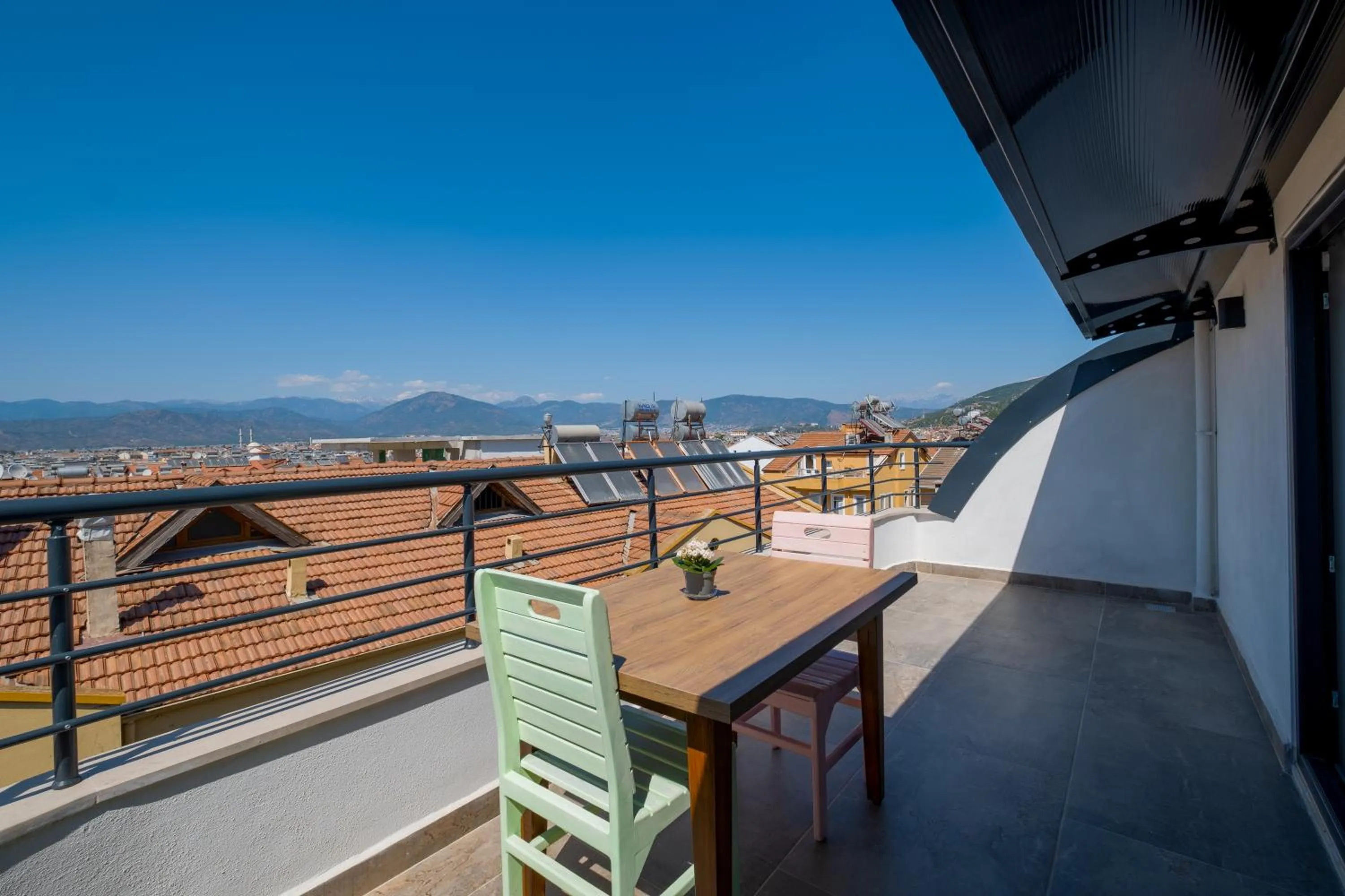 Balcony/Terrace in Tanrise City House