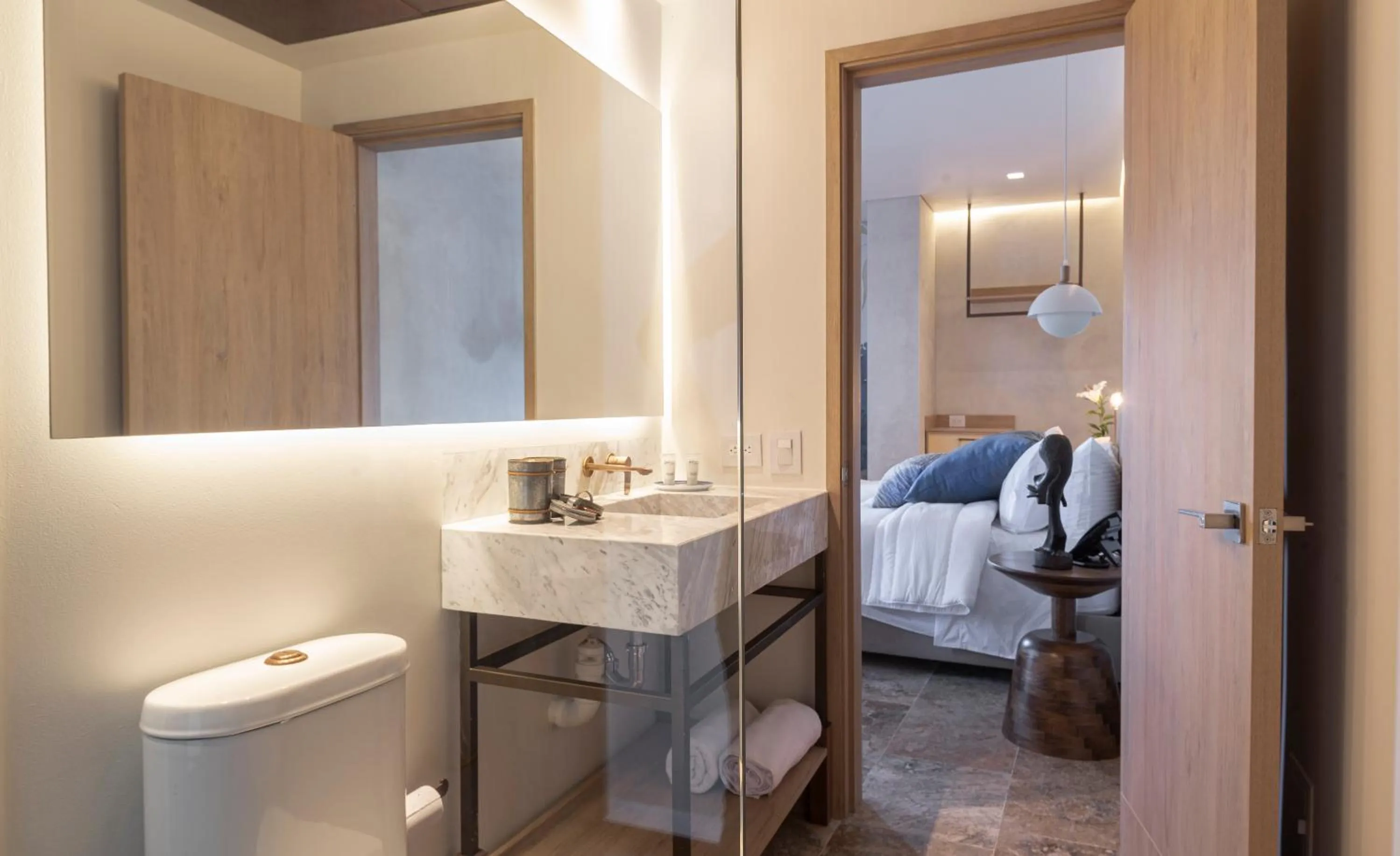 Bathroom, Bed in Hotel Voilá Centro Histórico