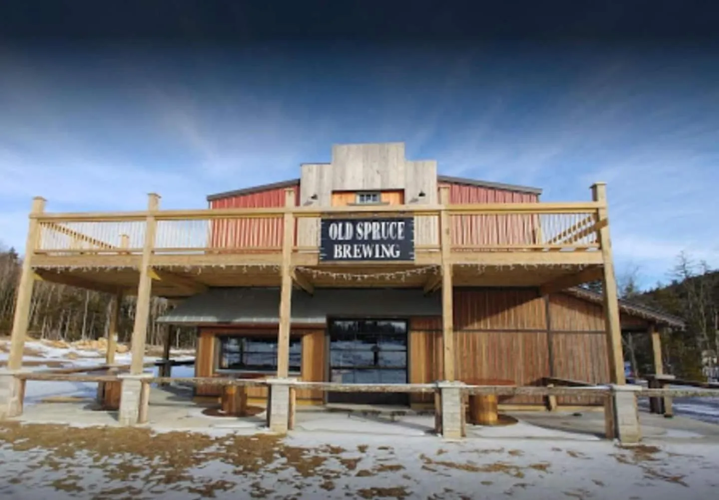 Restaurant/places to eat in Snowshoe Ski-in & Ski-out at Silvercreek Resort - Family friendly, jacuzzi, hot tub, mountain views