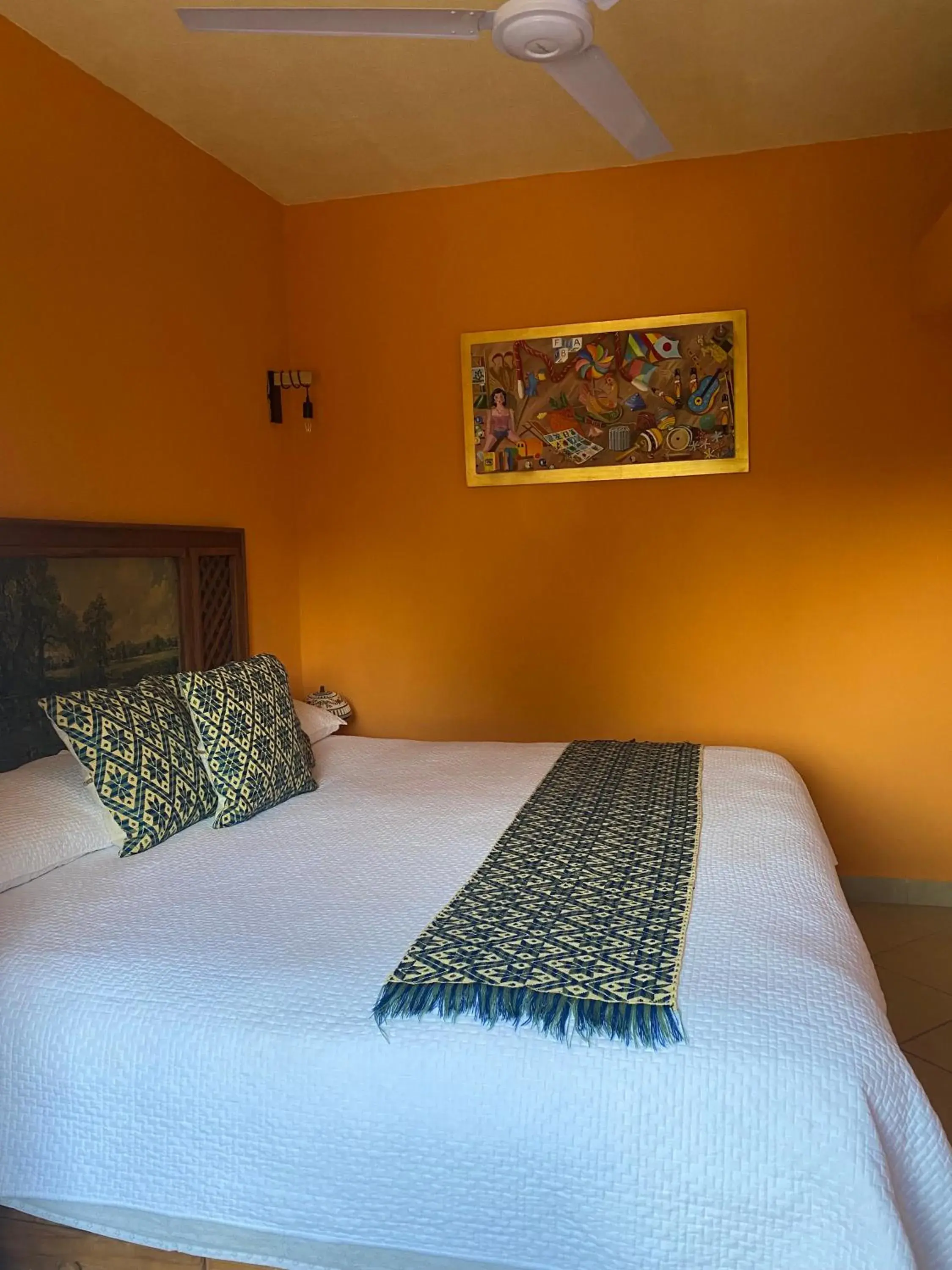 Deluxe King Room - single occupancy in CASONA DOS VIDAS Deluxe King Room - single occupancy in CASONA DOS VIDAS