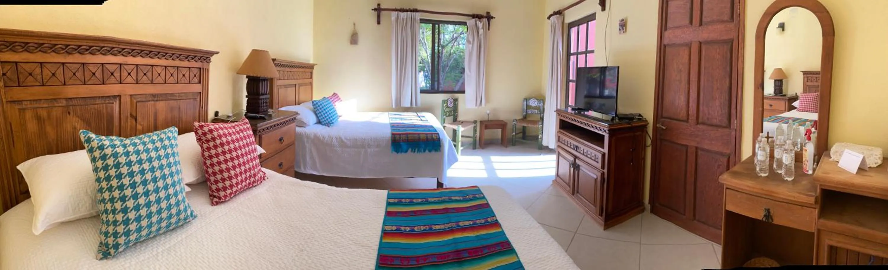 Photo of the whole room, Bed in CASONA DOS VIDAS