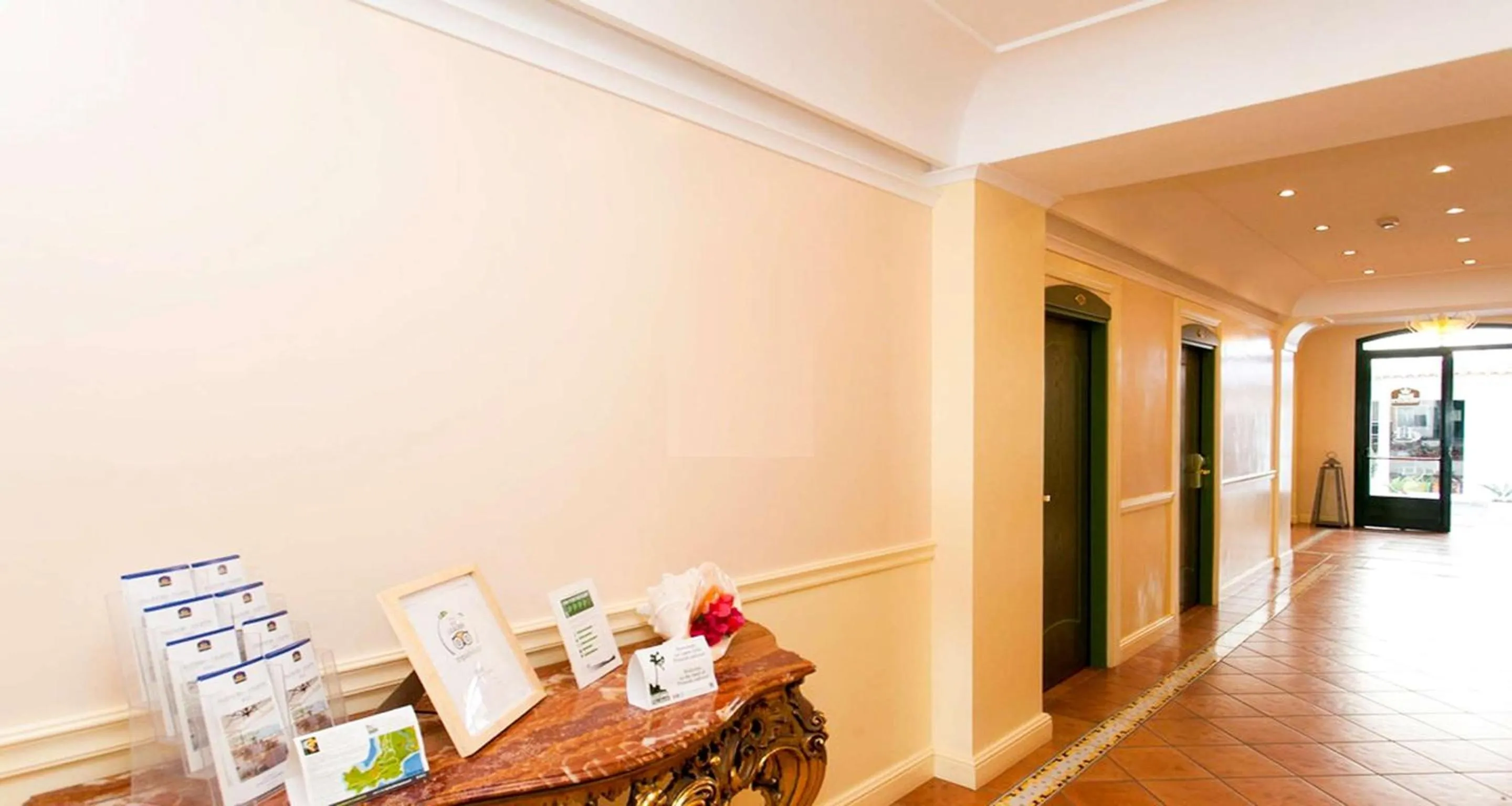 Lobby or reception in Best Western Hotel La Conchiglia