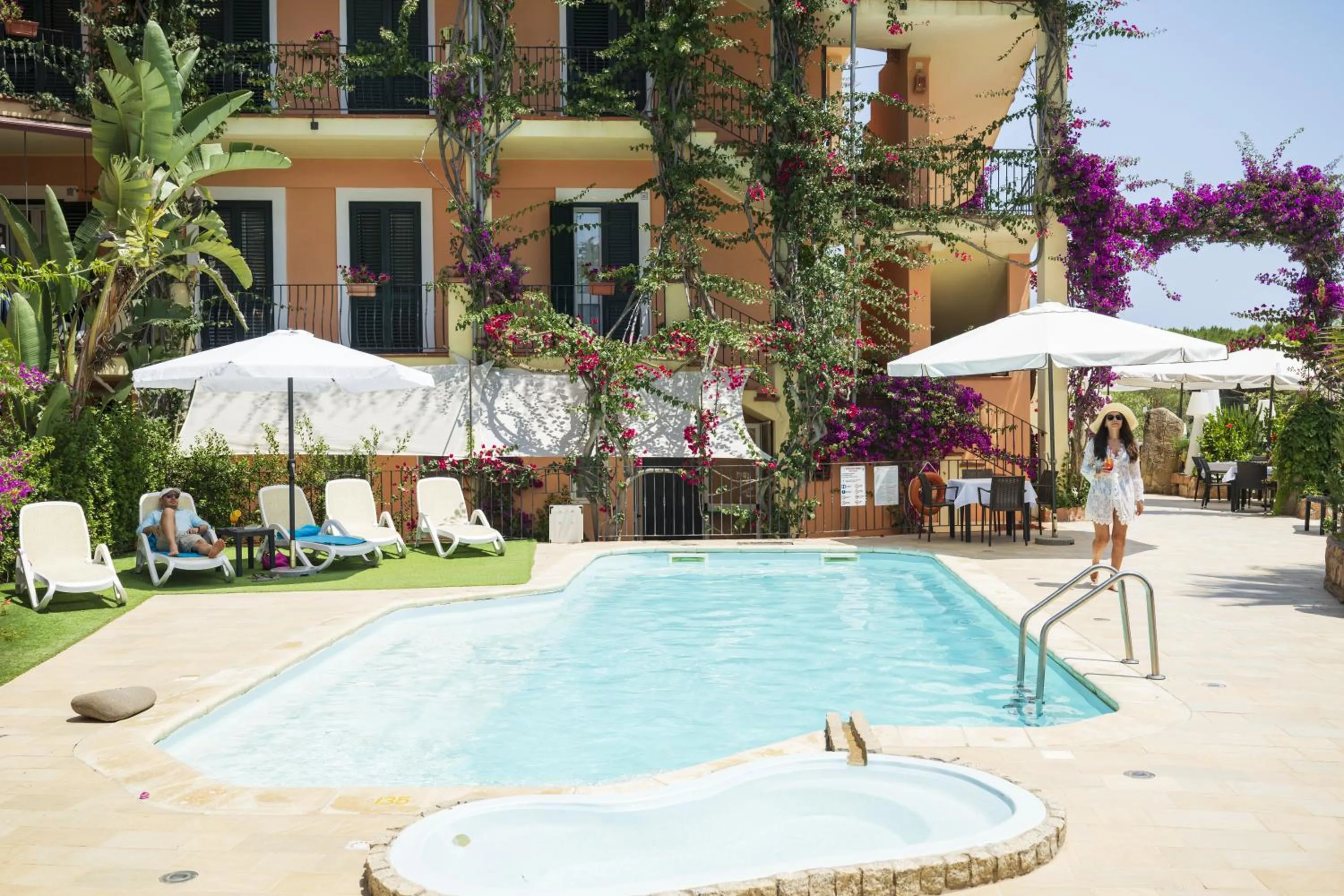 Swimming pool in Domus De Janas Sul Mare
