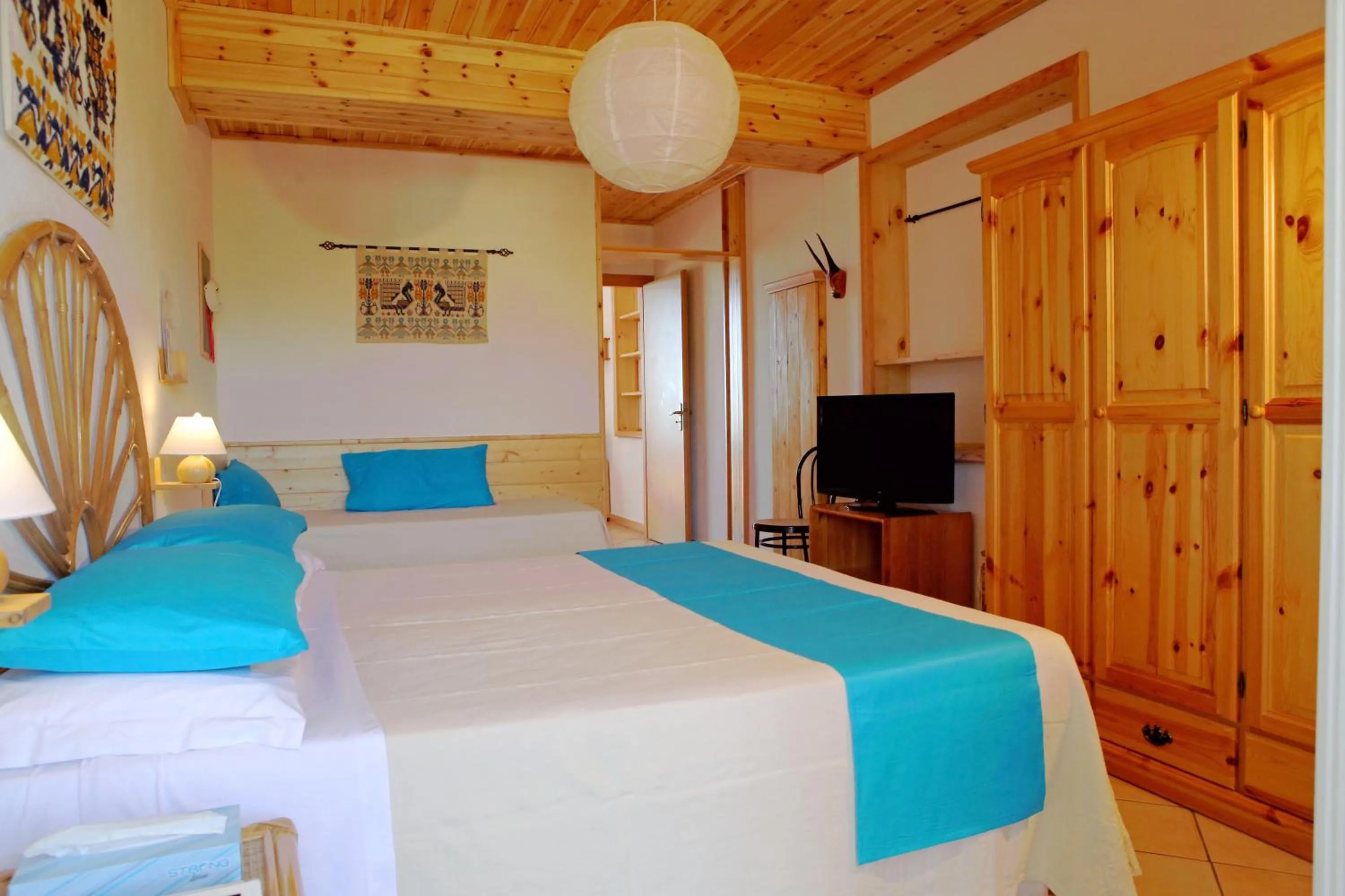 Bed in Domus De Janas Sul Mare