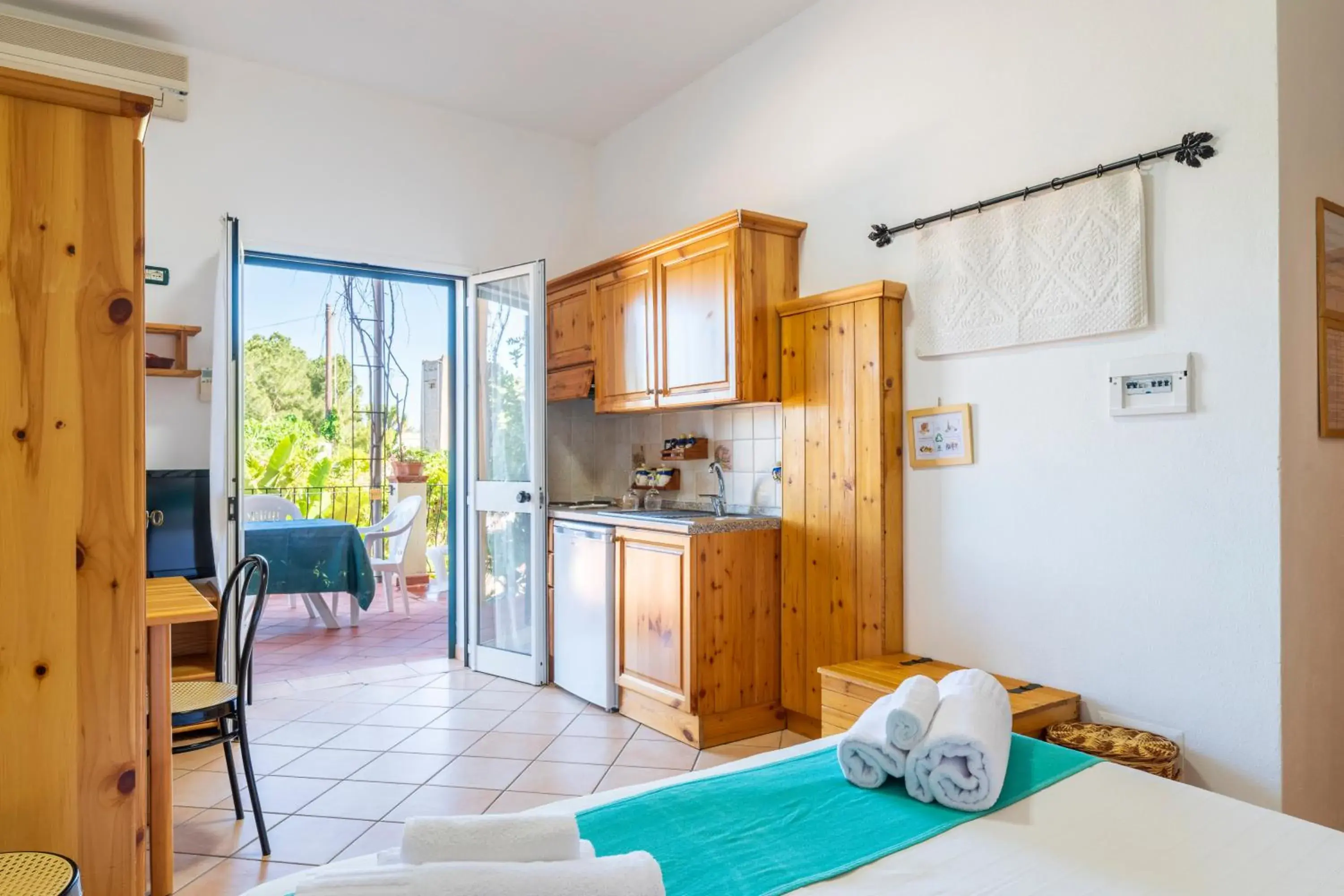 Studio in Domus De Janas Sul Mare Studio in Domus De Janas Sul Mare