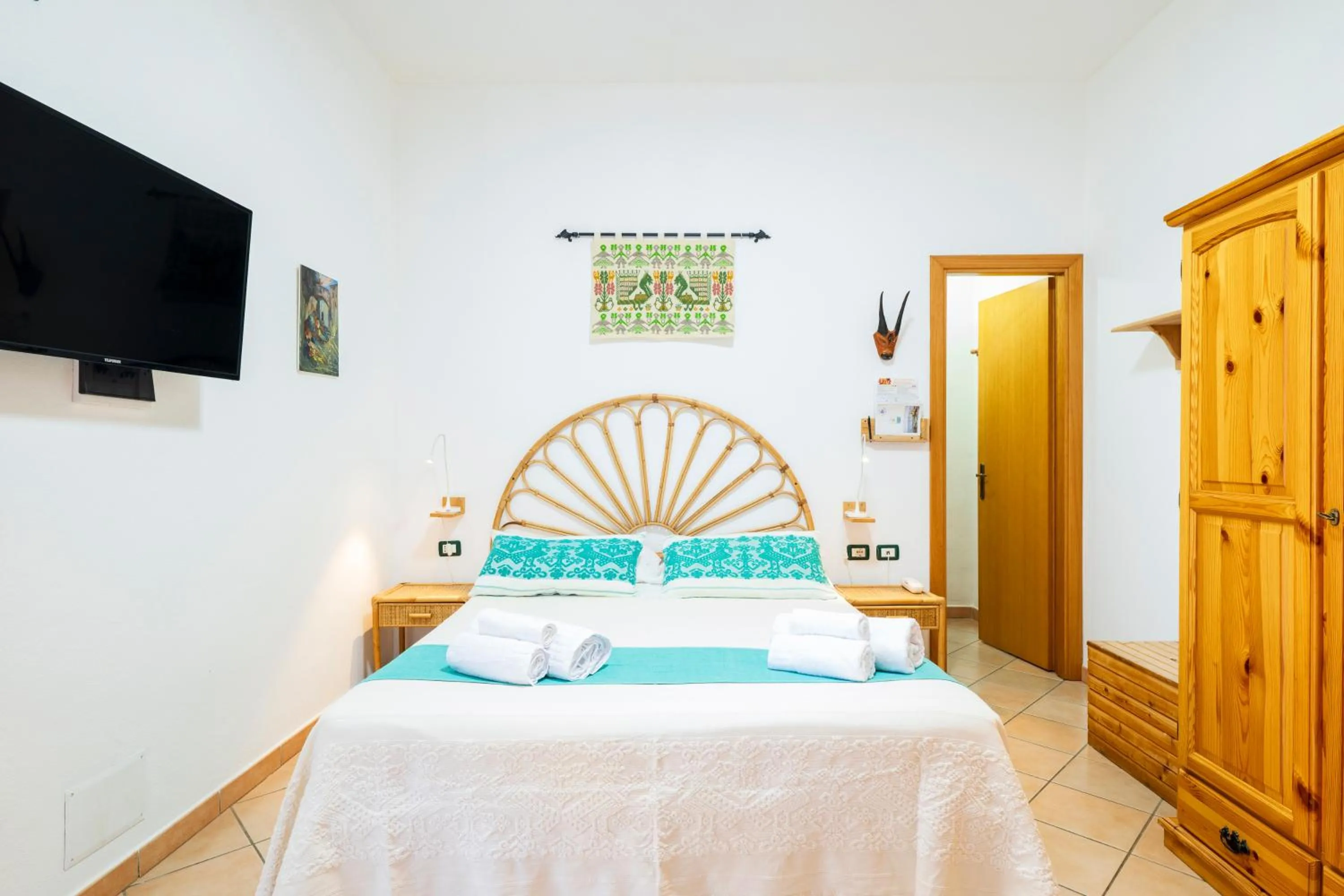 Bed in Domus De Janas Sul Mare