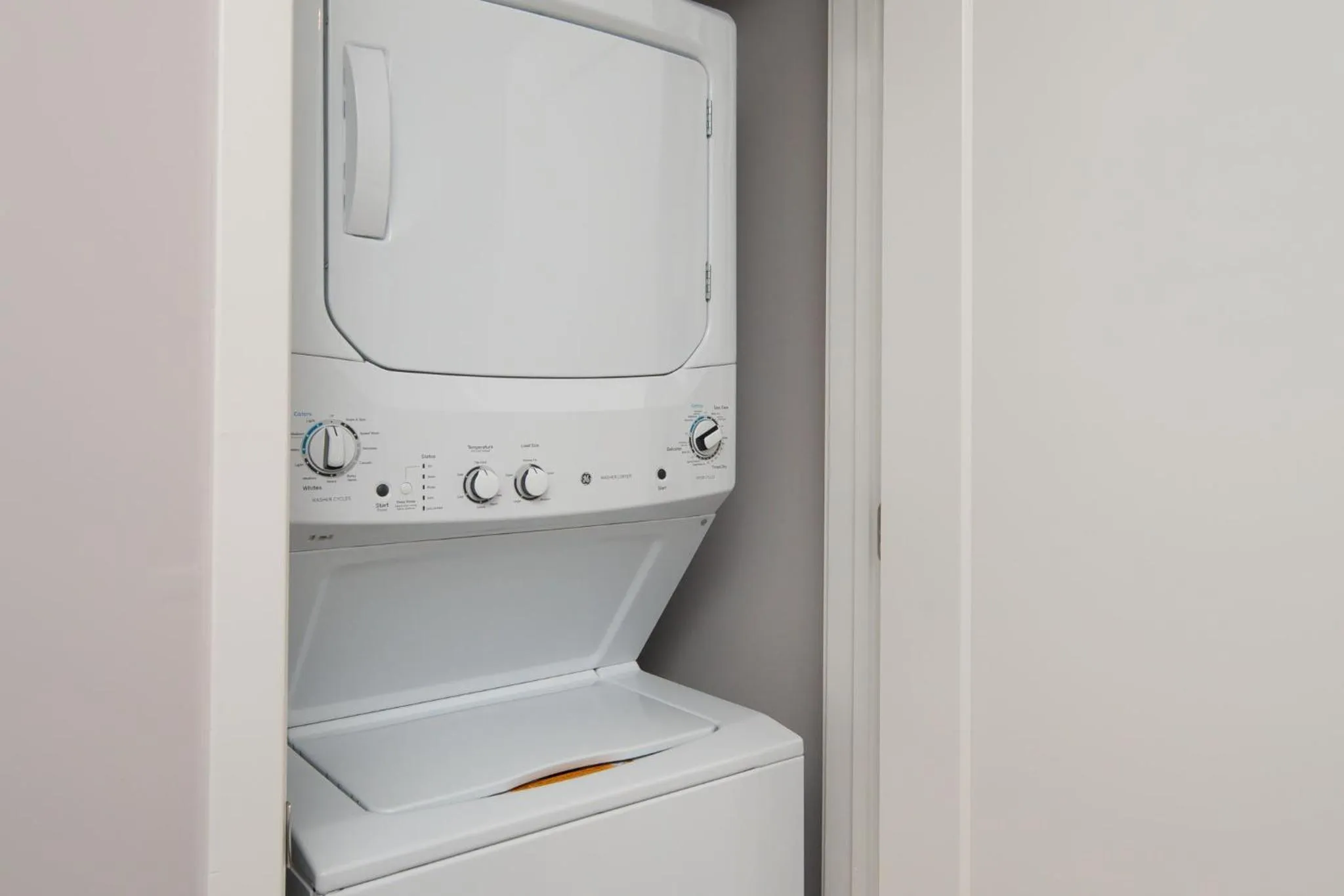 washing machine in Luxury Apartments by Hyatus at Pierpont