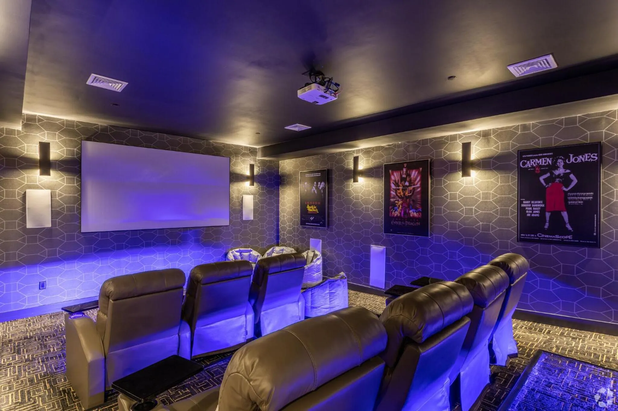 Entertainment in Luxury Apartments by Hyatus at Pierpont