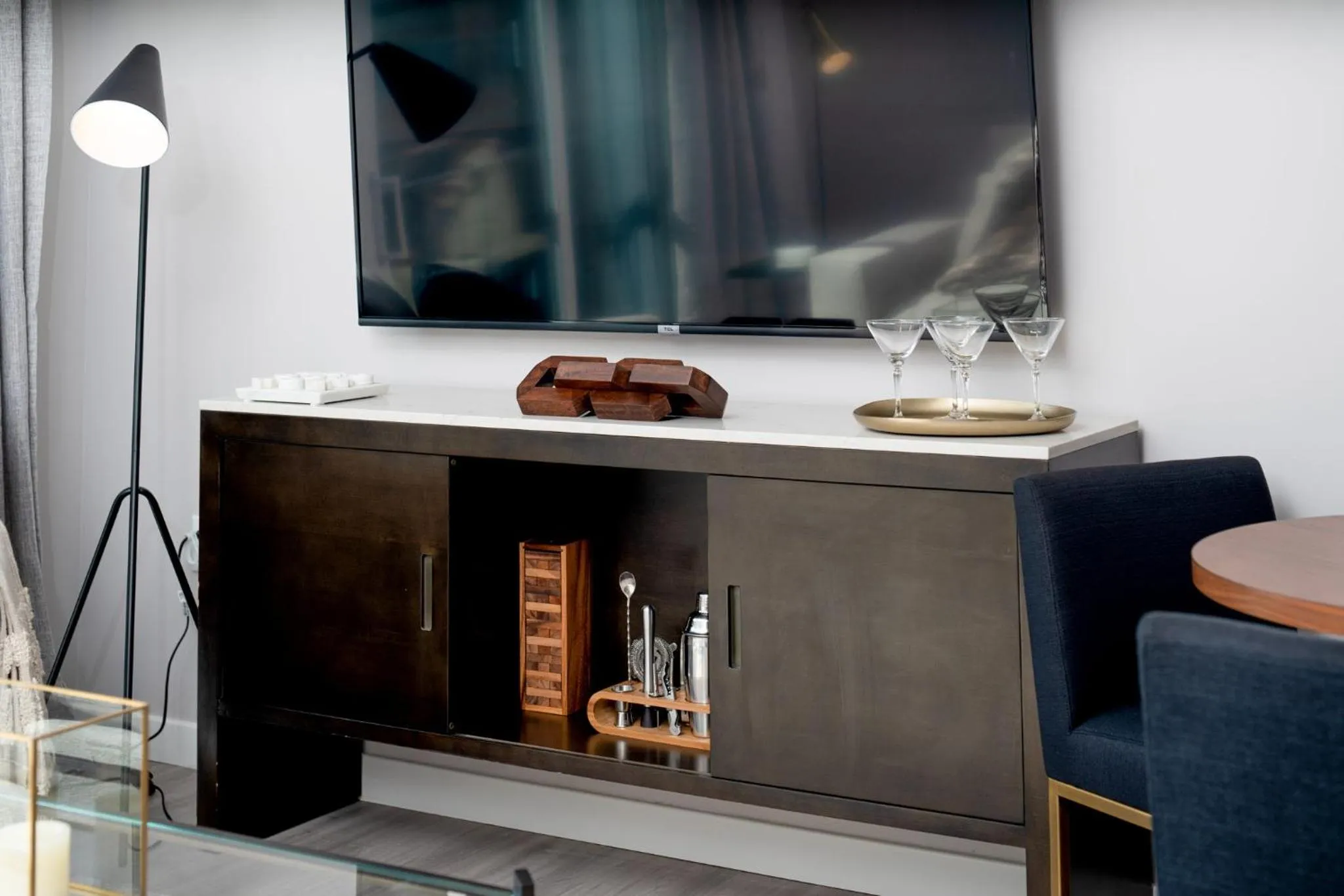 TV and multimedia in Luxury Apartments by Hyatus at Pierpont