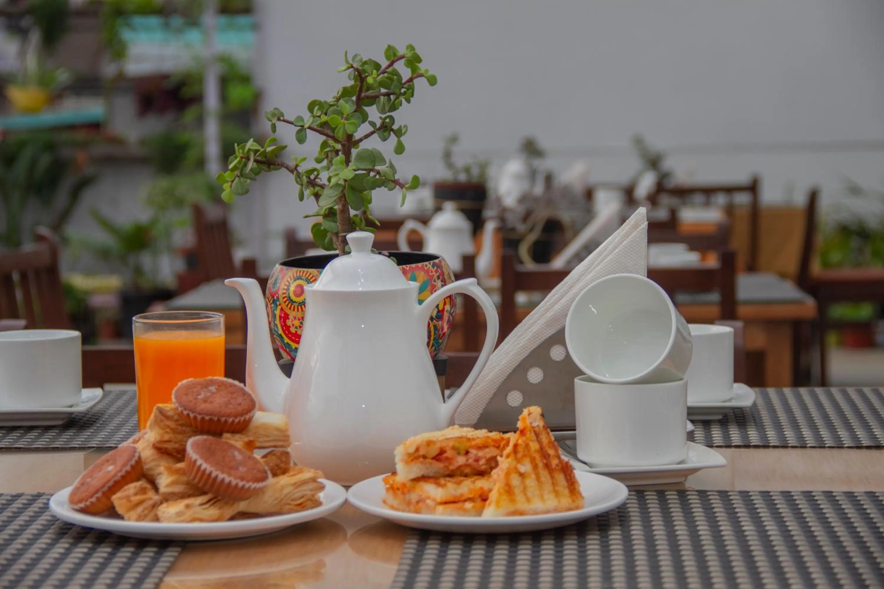 Food and drinks in Palri Boutique Hotel