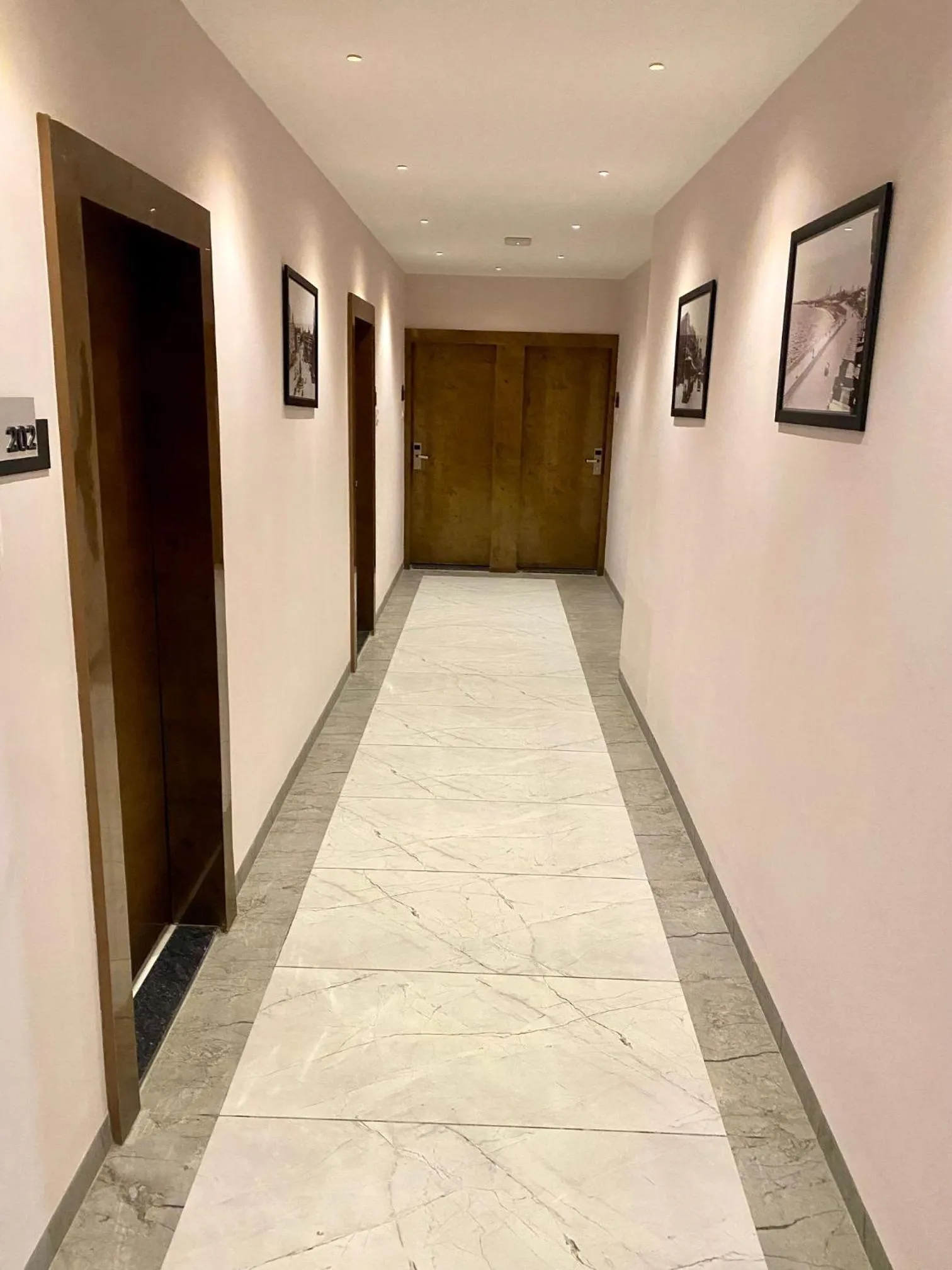 acessibility in Hotel Mumbai House-LIG Behind CHL Hospital