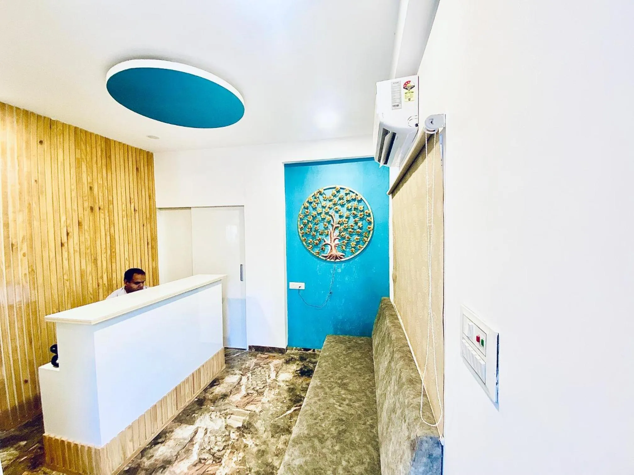 concierge in Hotel Mumbai House-LIG Behind CHL Hospital