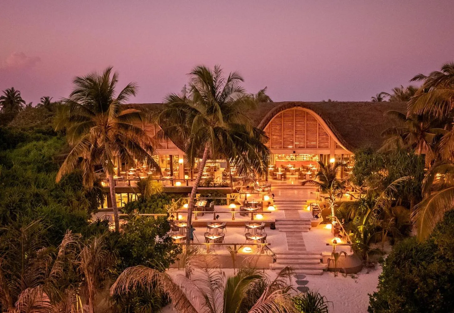 Restaurant/places to eat in JOALI BEING