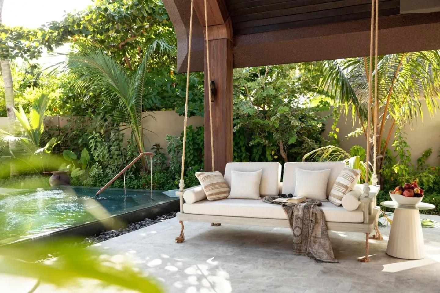 Shower in JOALI BEING