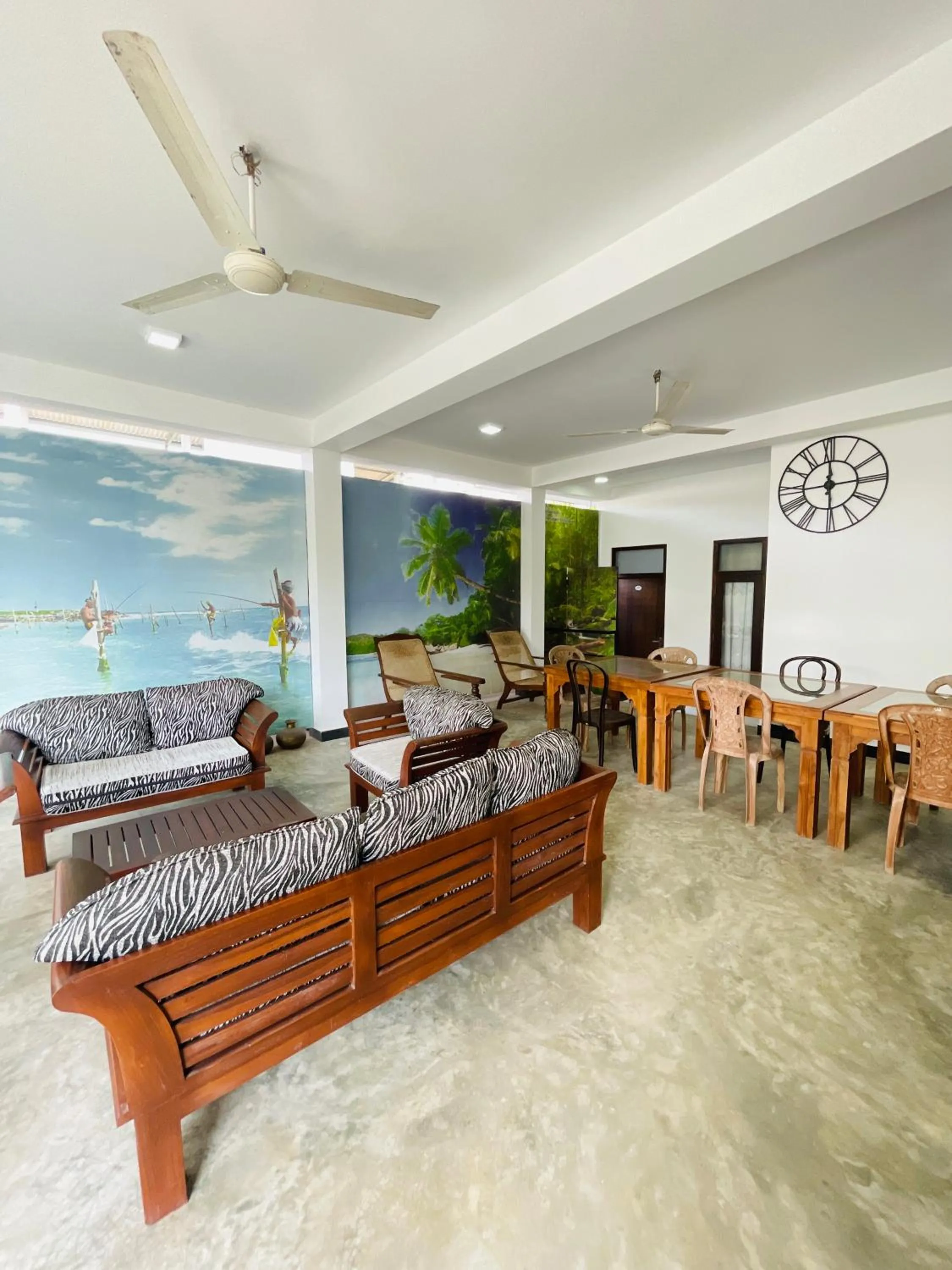 Seating area in White House Holiday Resort