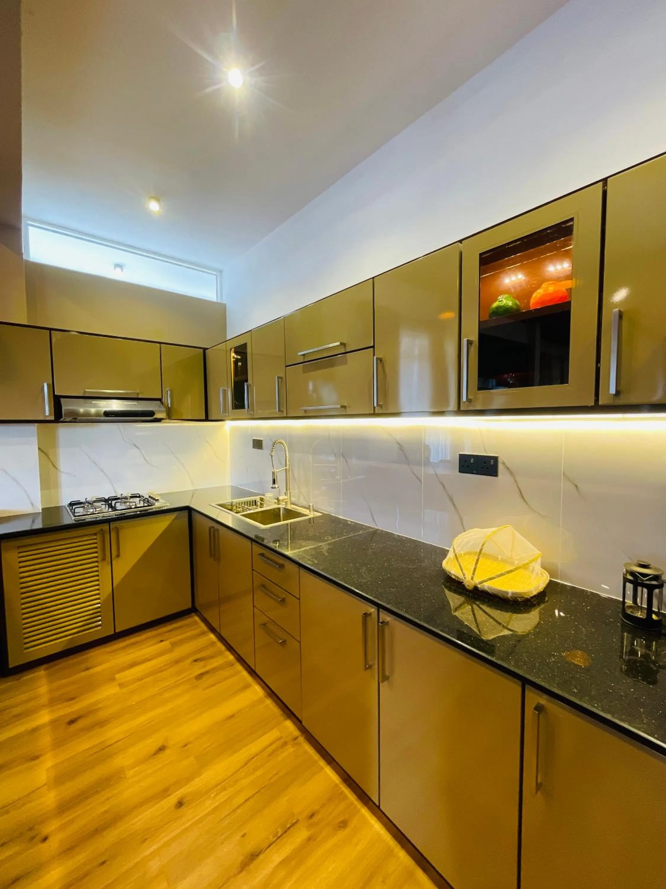Kitchen or kitchenette in White House Holiday Resort