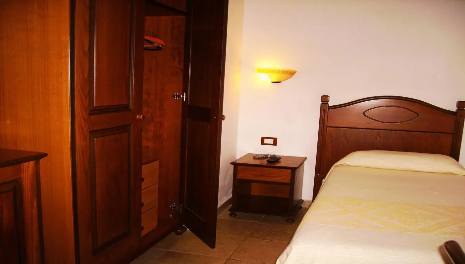 Single Room in Hotel Perda Rubia Single Room in Hotel Perda Rubia