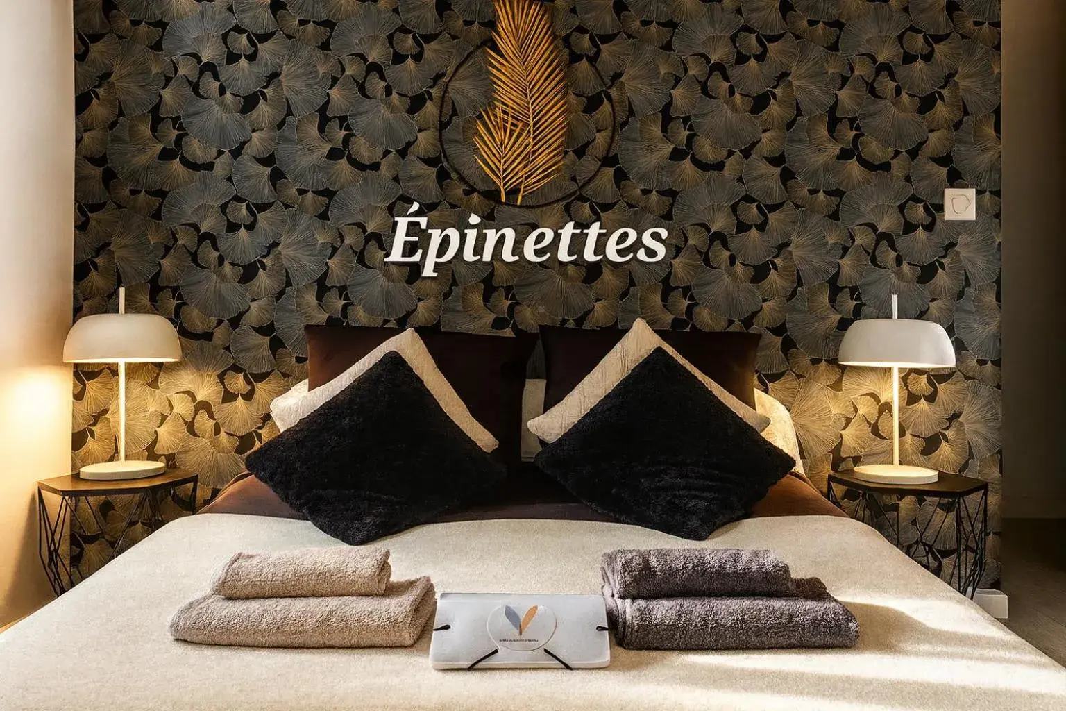 Double Room with Private Bathroom in Les Epinettes chambres d'hôtes Double Room with Private Bathroom in Les Epinettes chambres d'hôtes