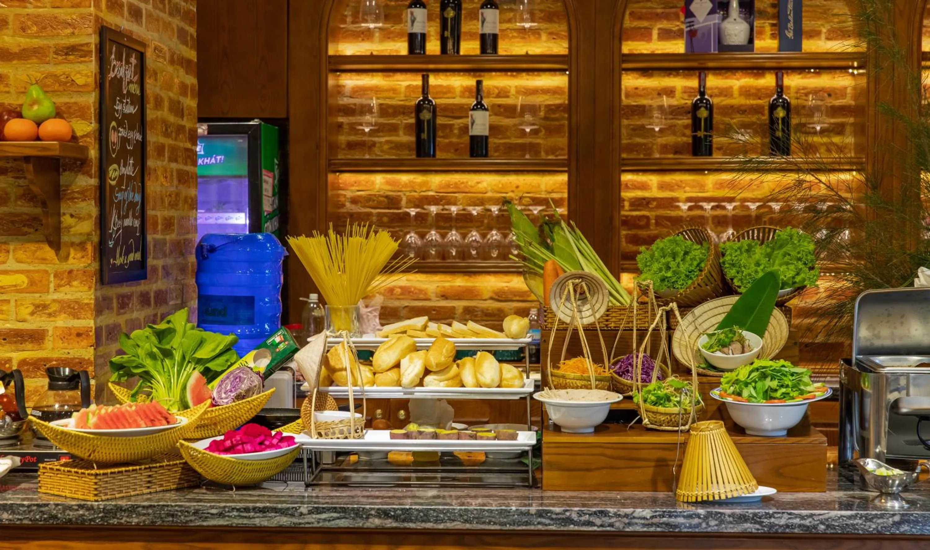 Restaurant/places to eat in Boutik Cham NhaTrang Hotel