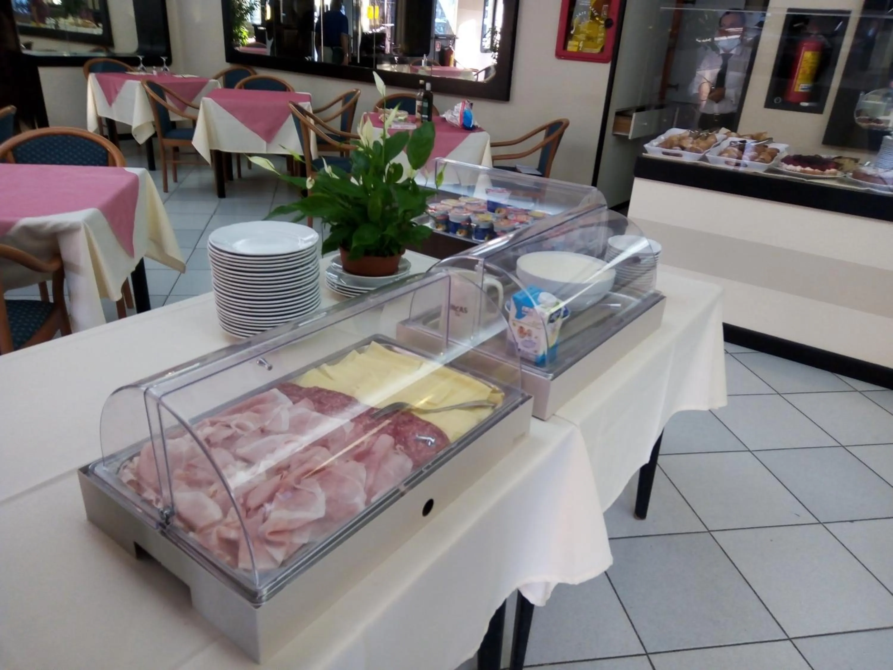 Breakfast in Hotel Sud Est by Fam Rossetti