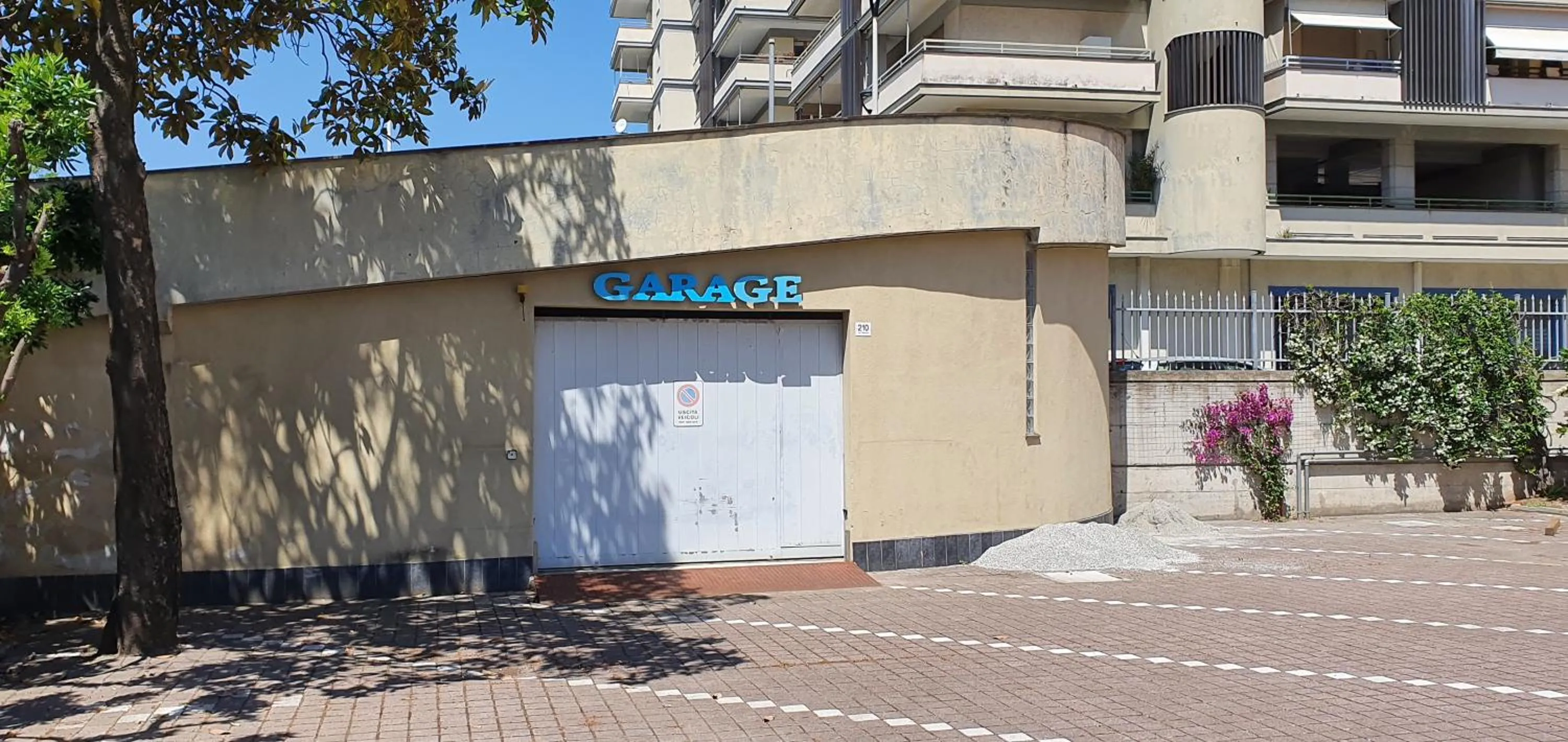 Area and facilities in Hotel Sud Est by Fam Rossetti