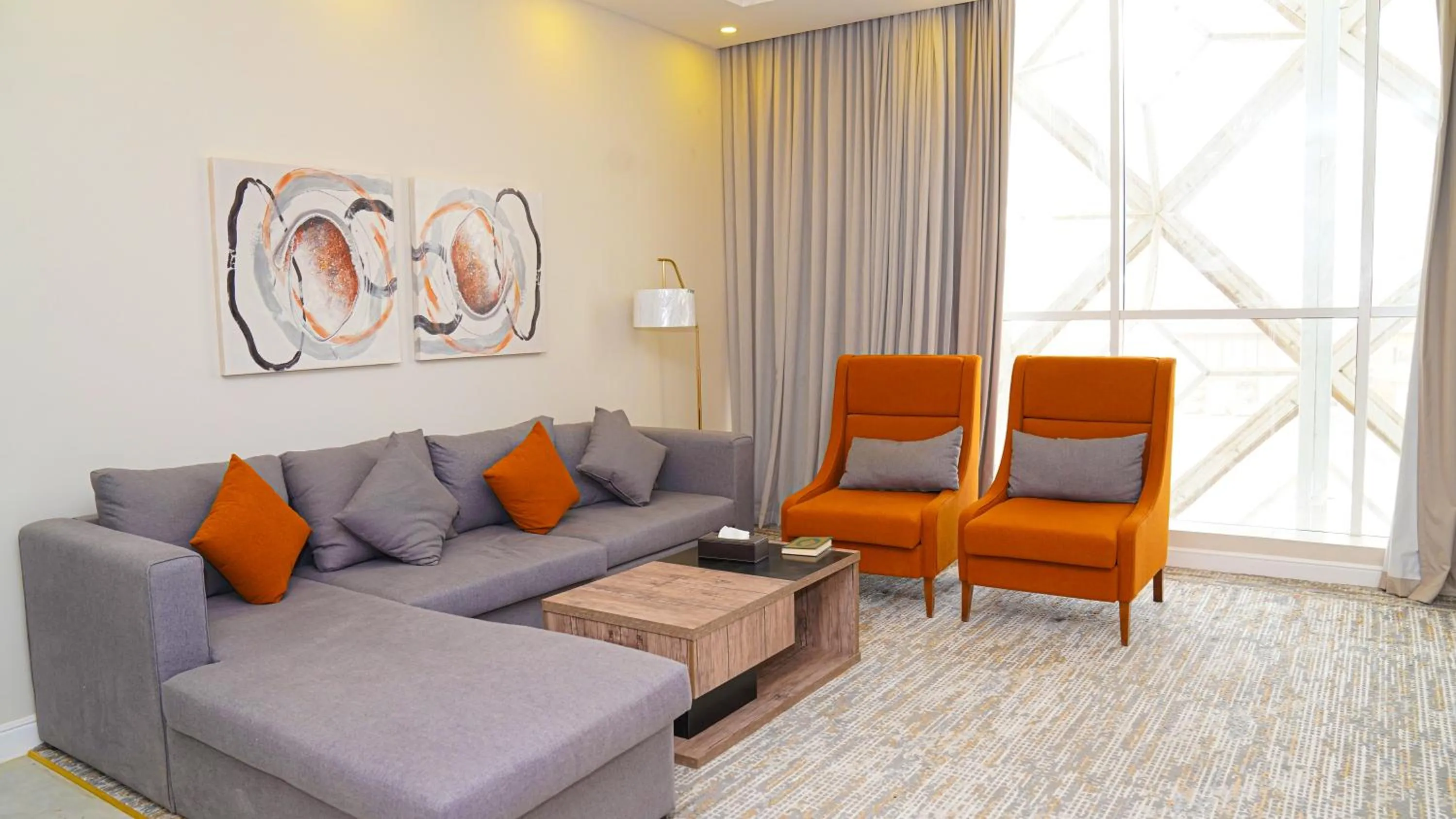 Clowzer Serviced Apartments