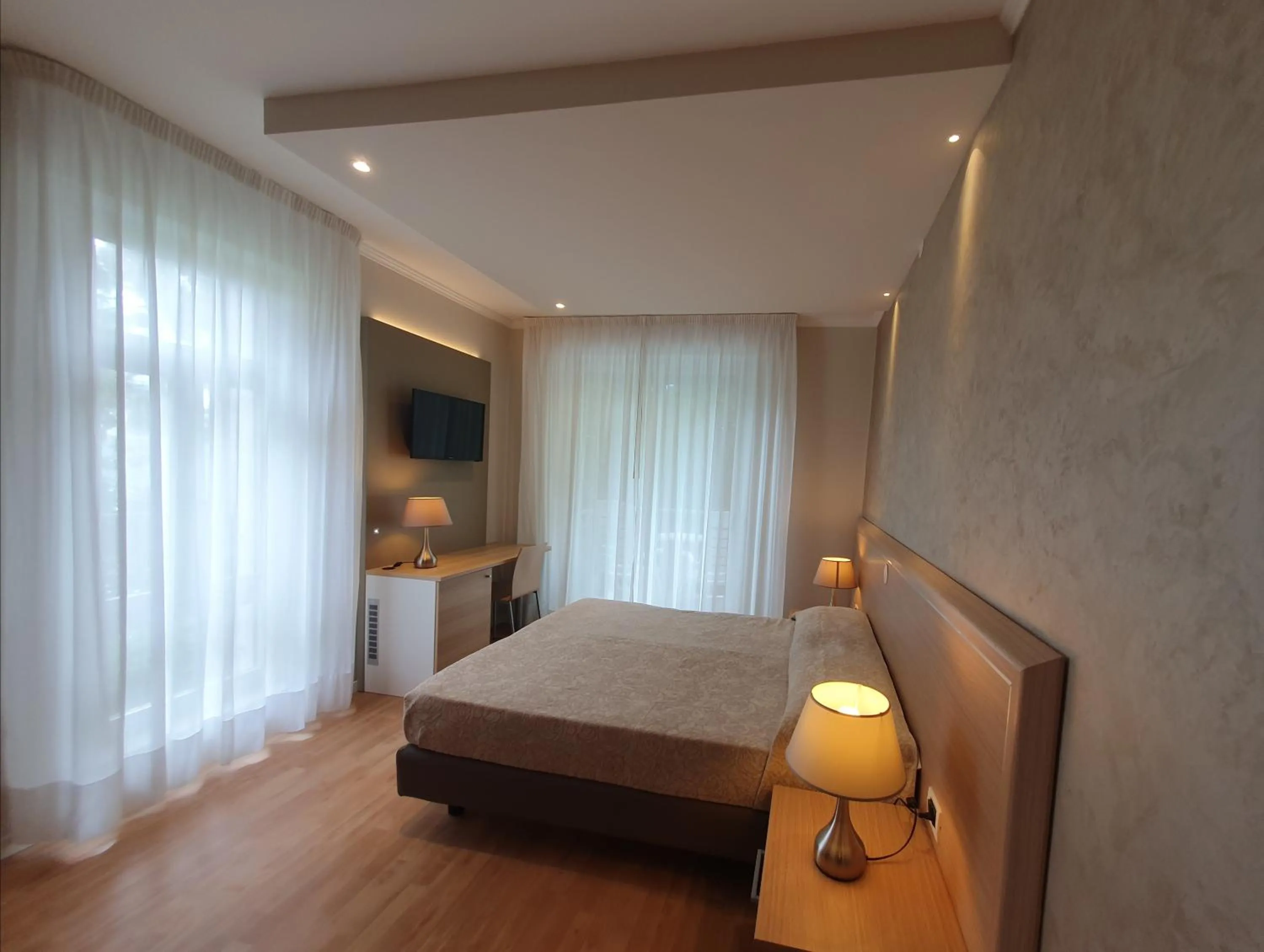 Bed in Hotel Eurovil Garni
