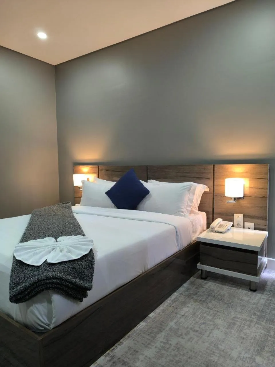 Bedroom, Bed in Polana Plaza Hotel