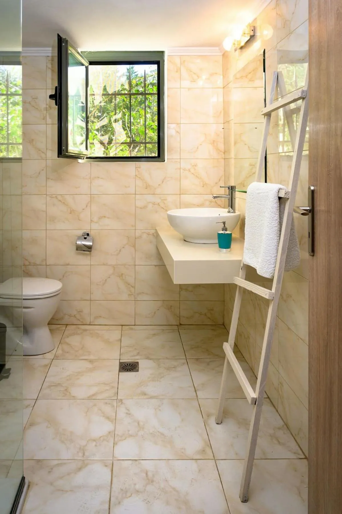 Nissi Collection Rooms