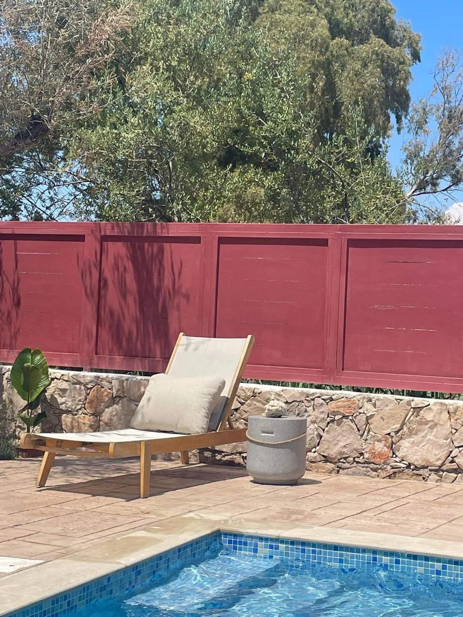 Swimming pool in Nissi Collection Rooms