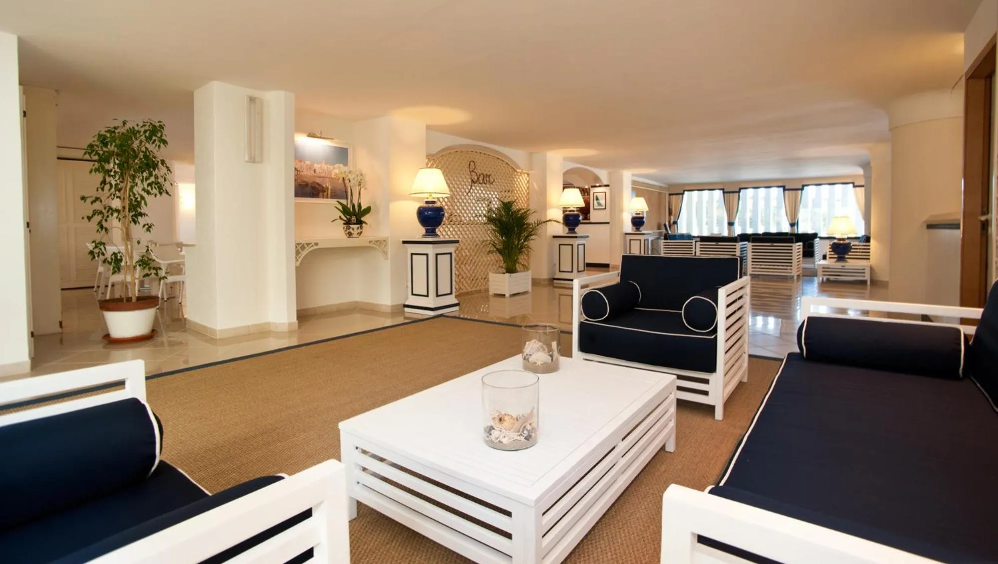 Lounge or bar in Hotel Del Levante