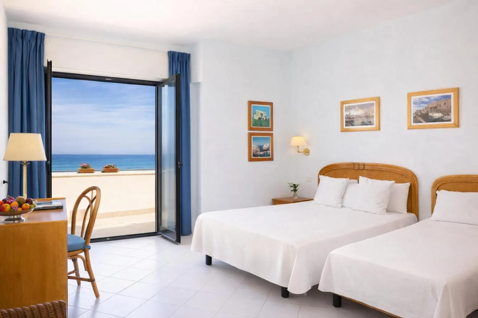 Bed in Hotel Del Levante