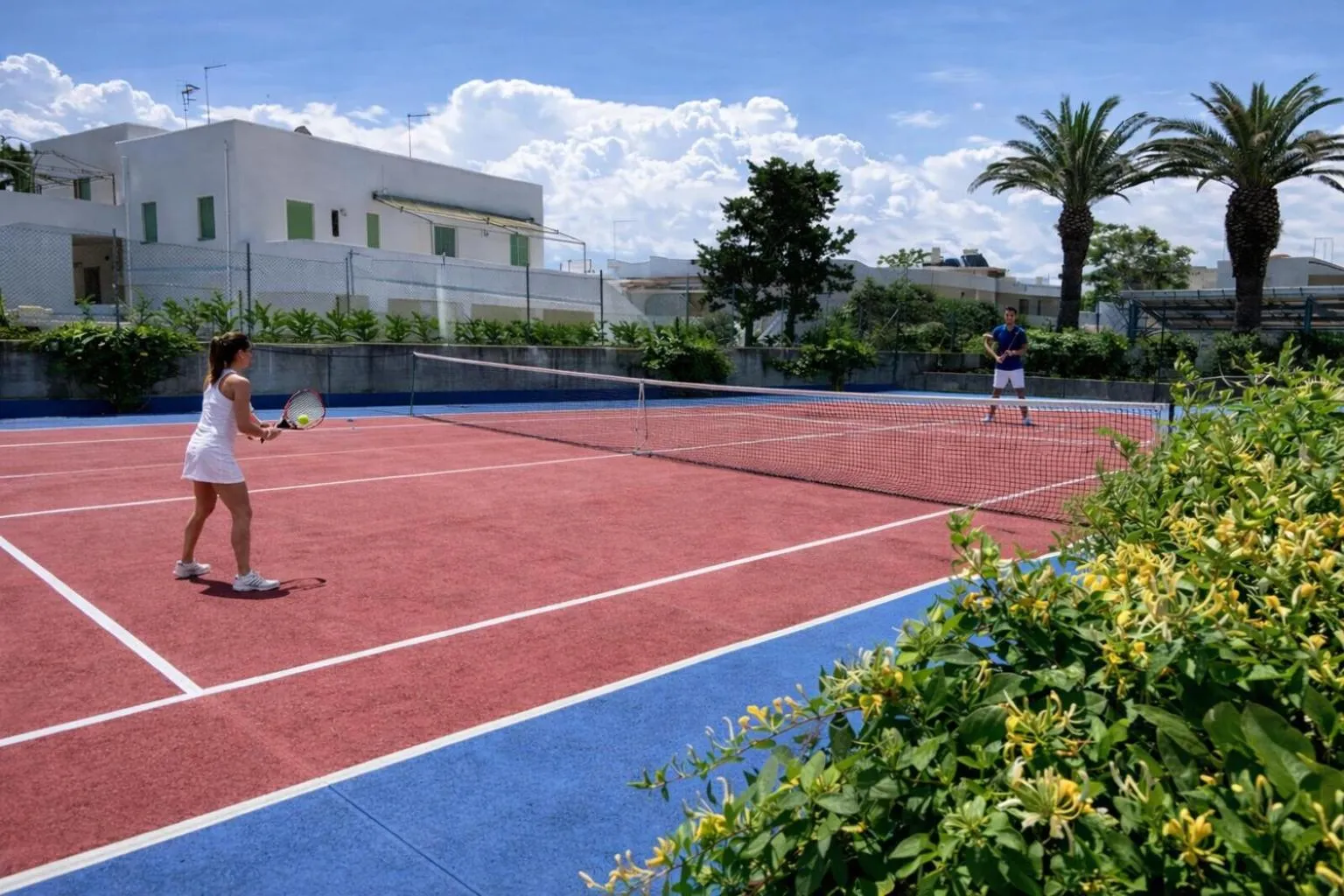 Tennis court in Hotel Del Levante