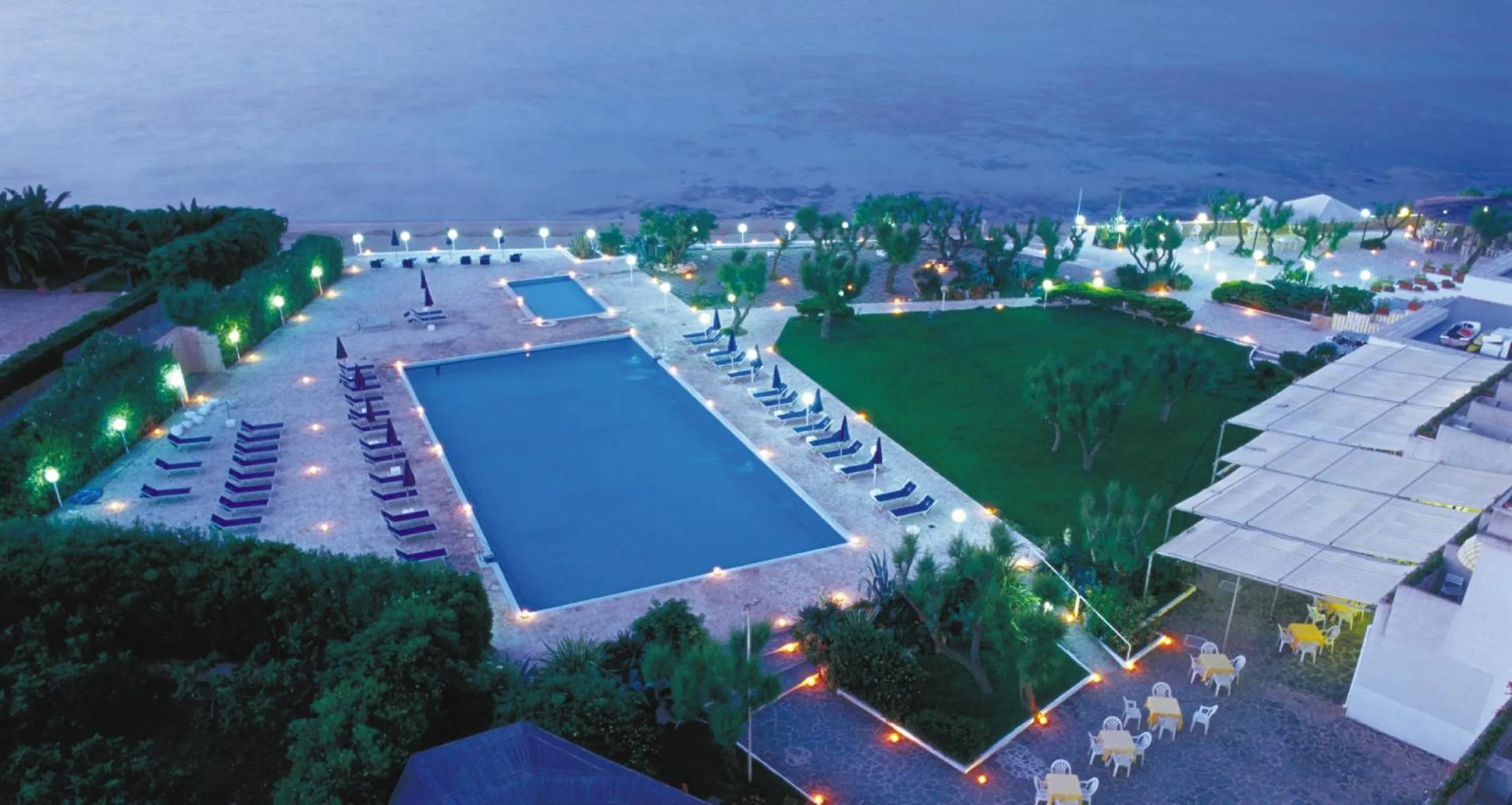 Pool view in Hotel Del Levante