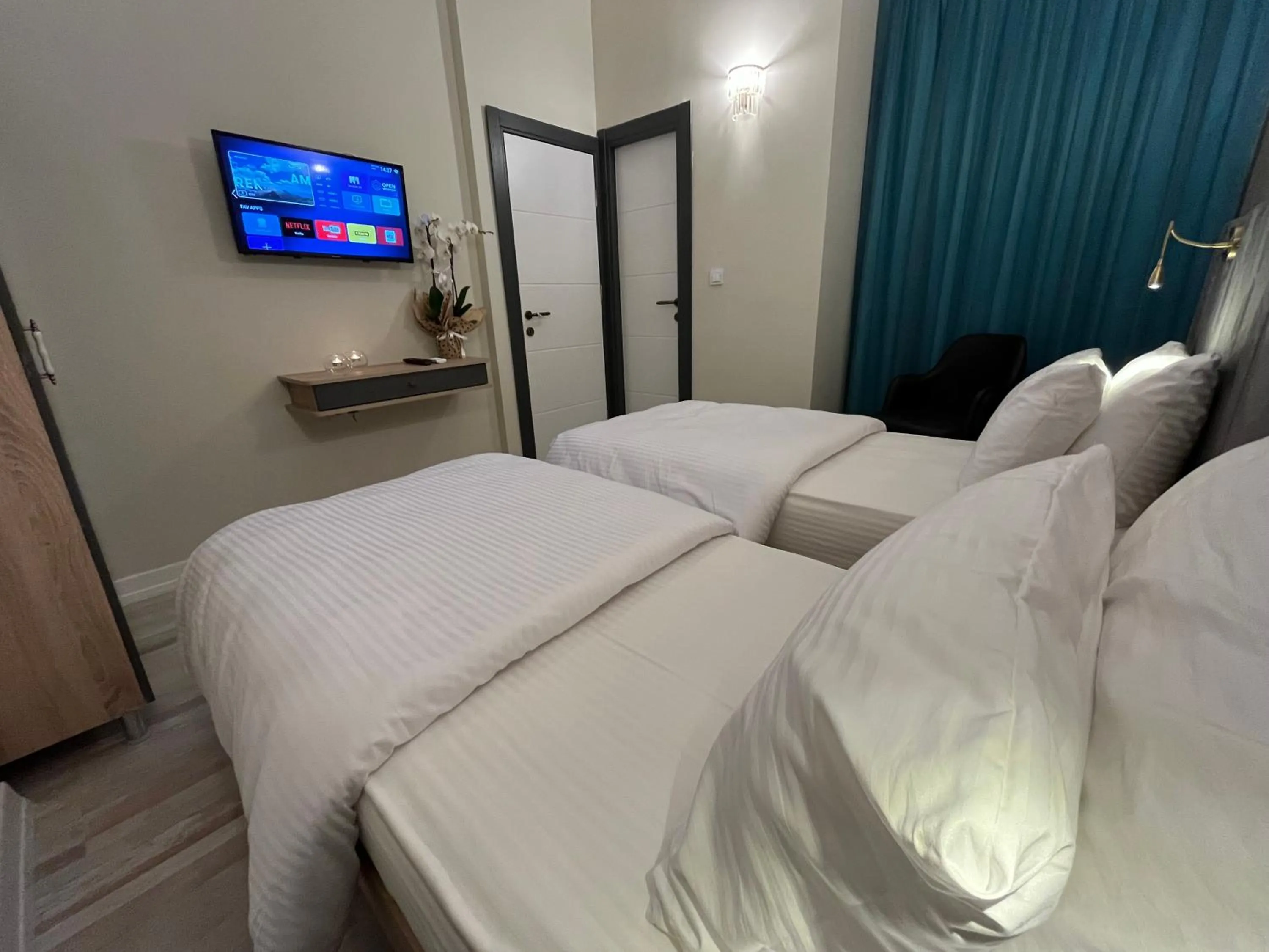 Bed in Genoa Port Hotel