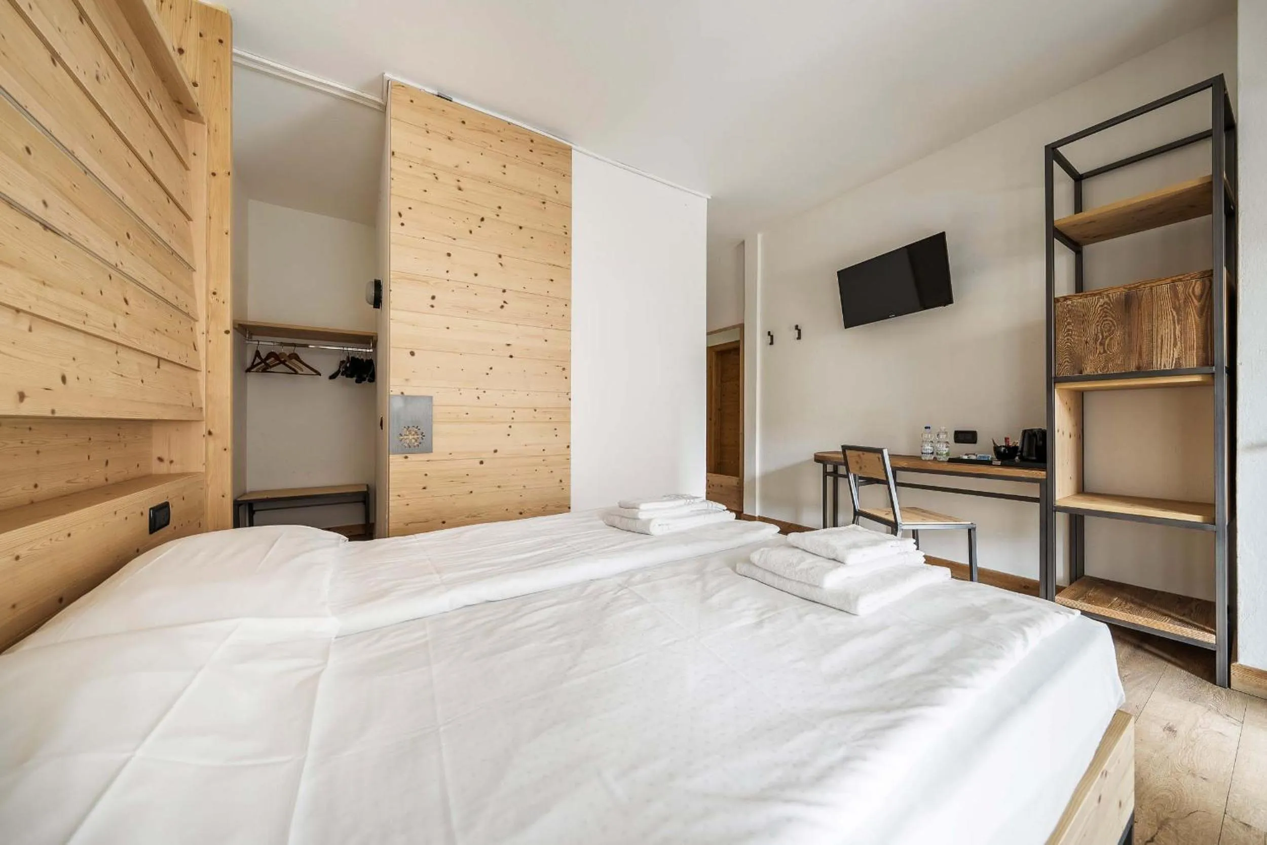 Photo of the whole room, Bed in Hotel Olimpia