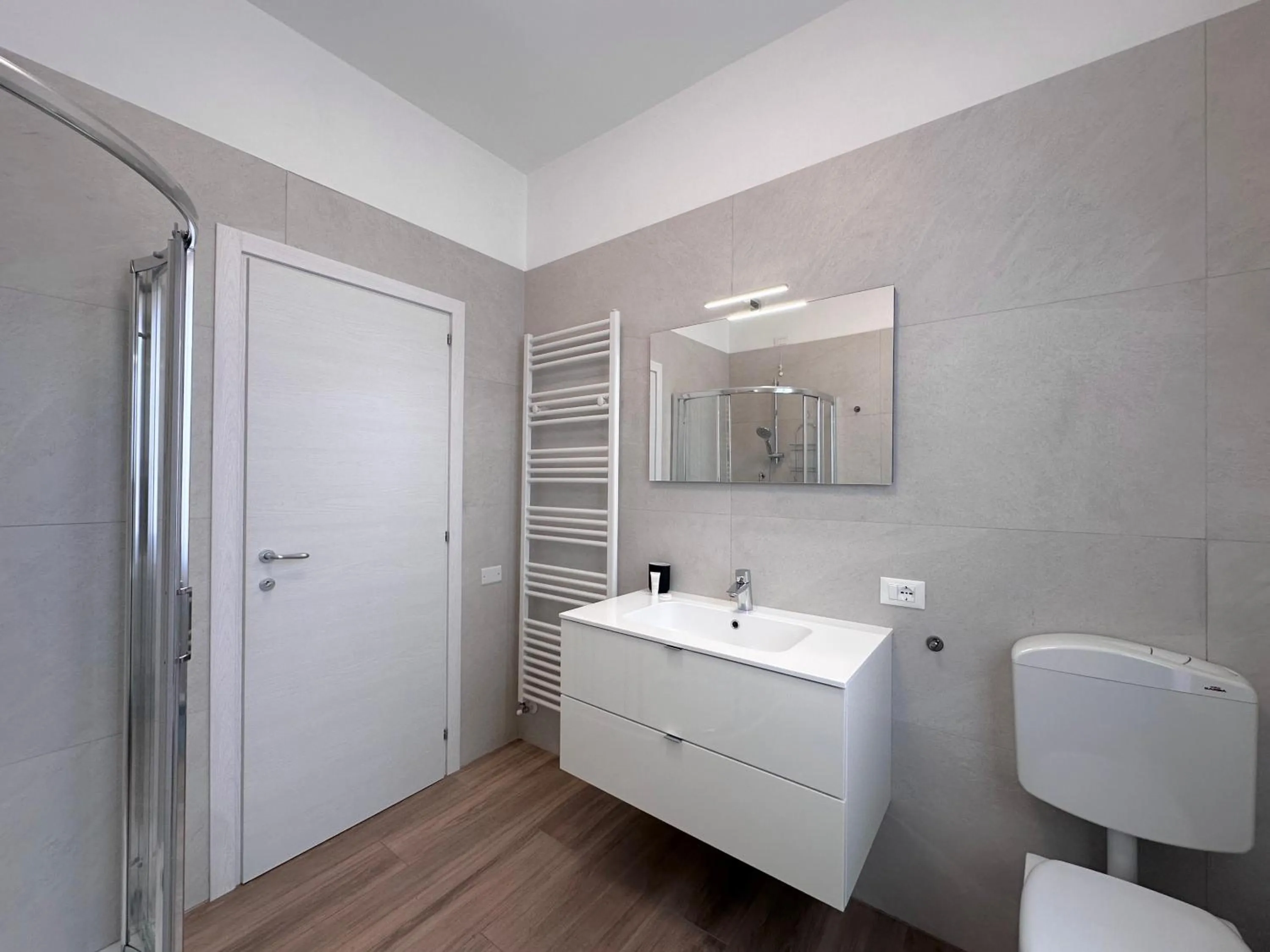 Shower in Ca' D'Agostino